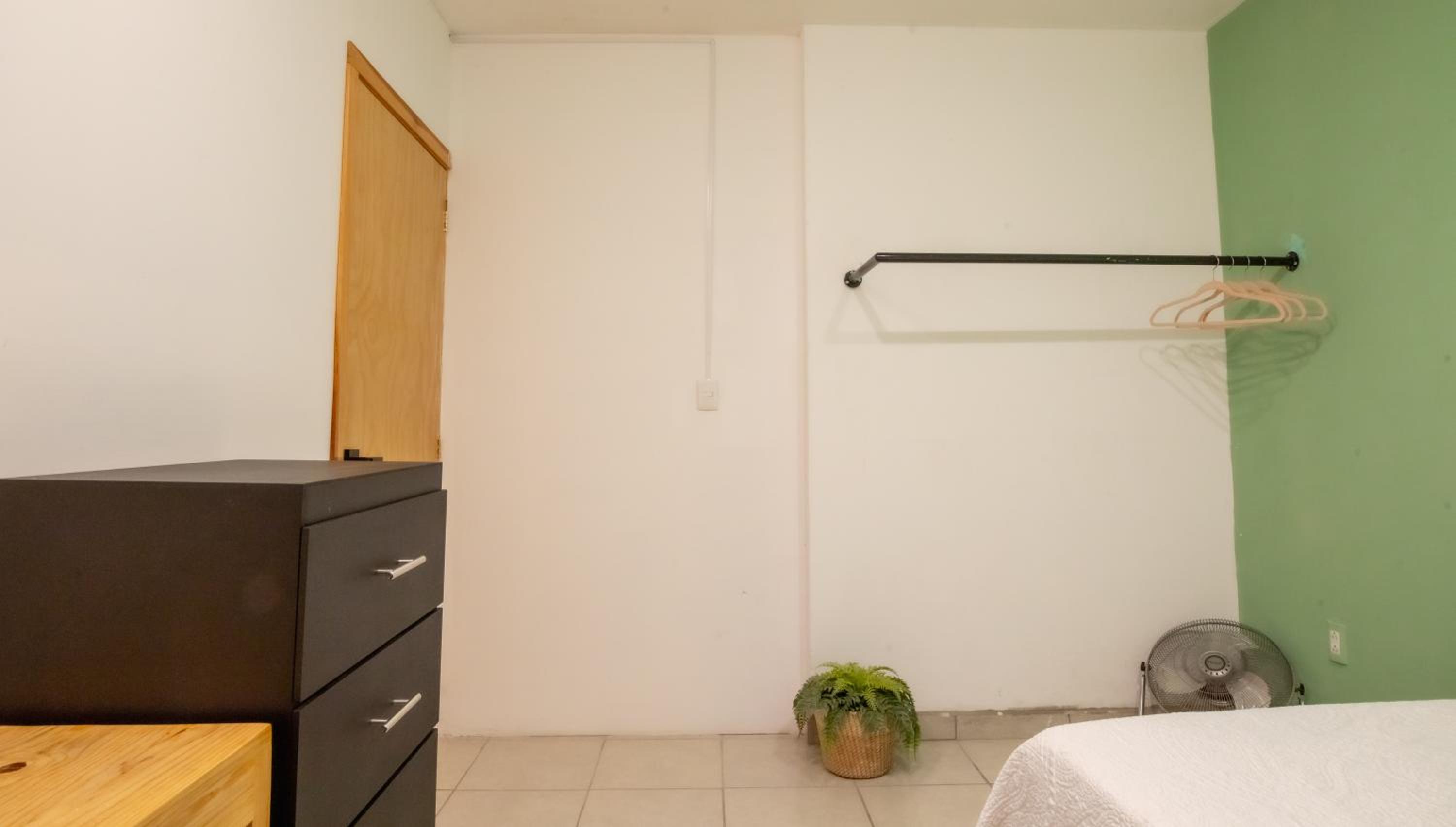 Double Room - Photo 5