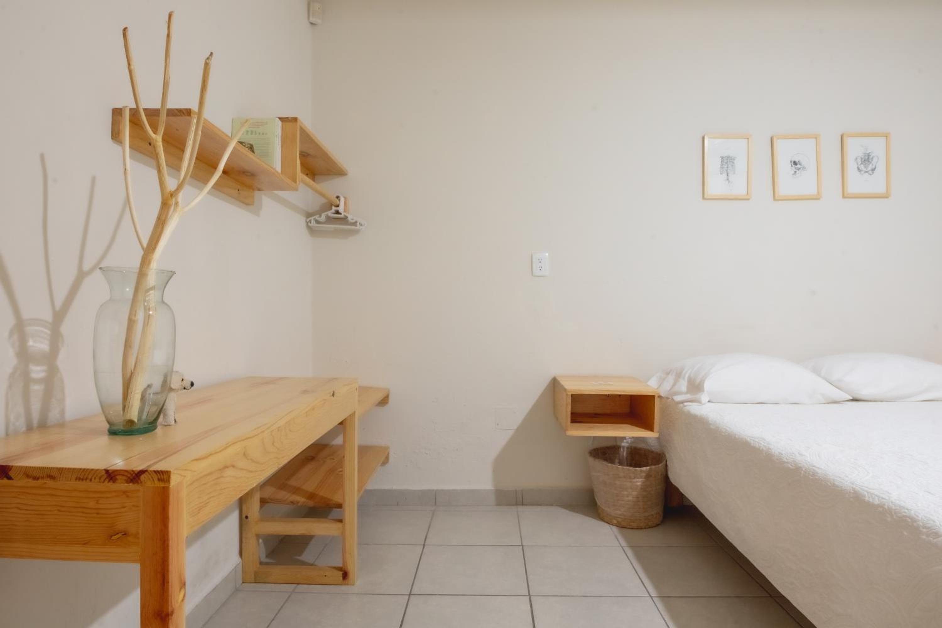 Double Room - Photo 16