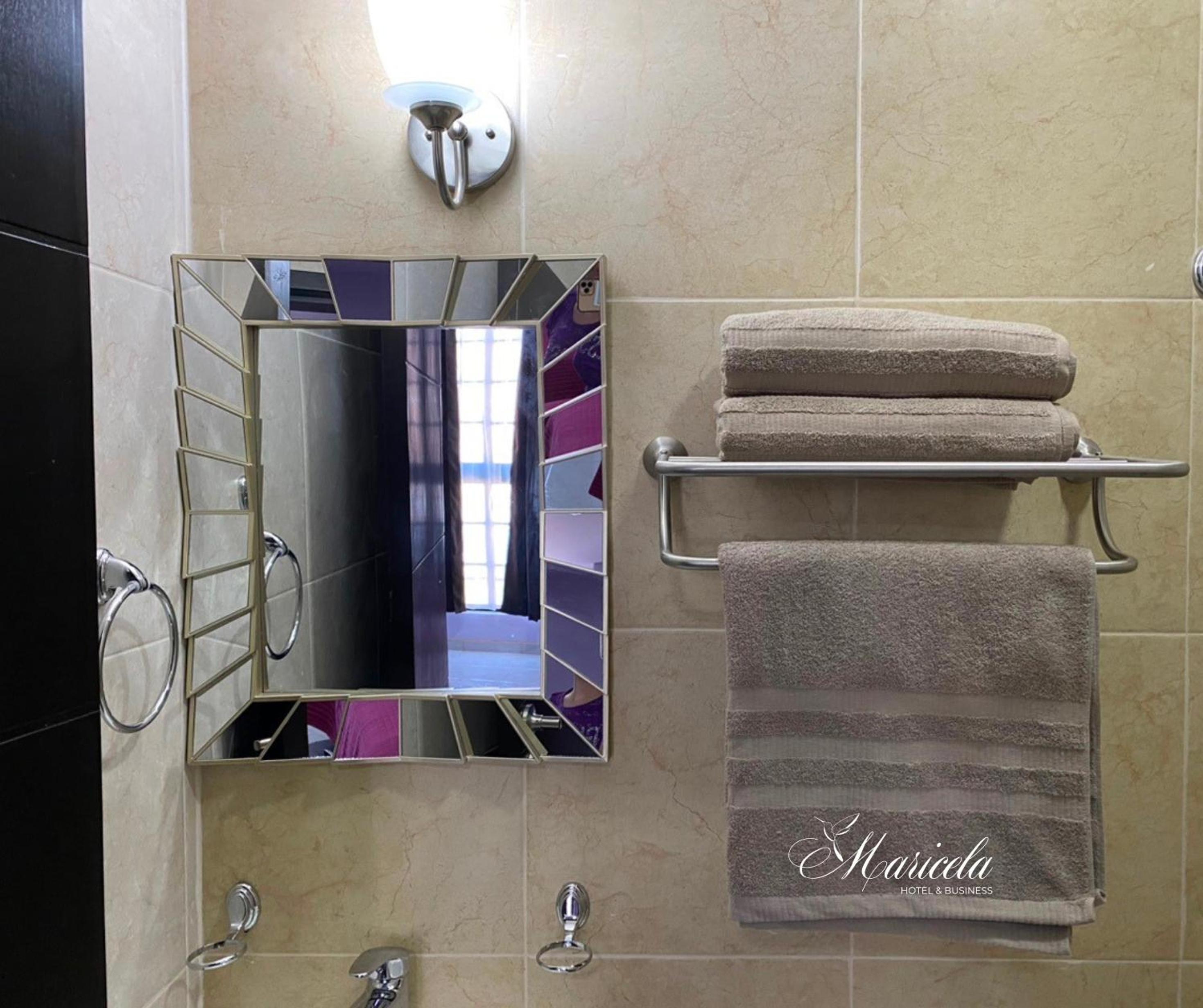 Deluxe Double Room with Shower - Photo 2