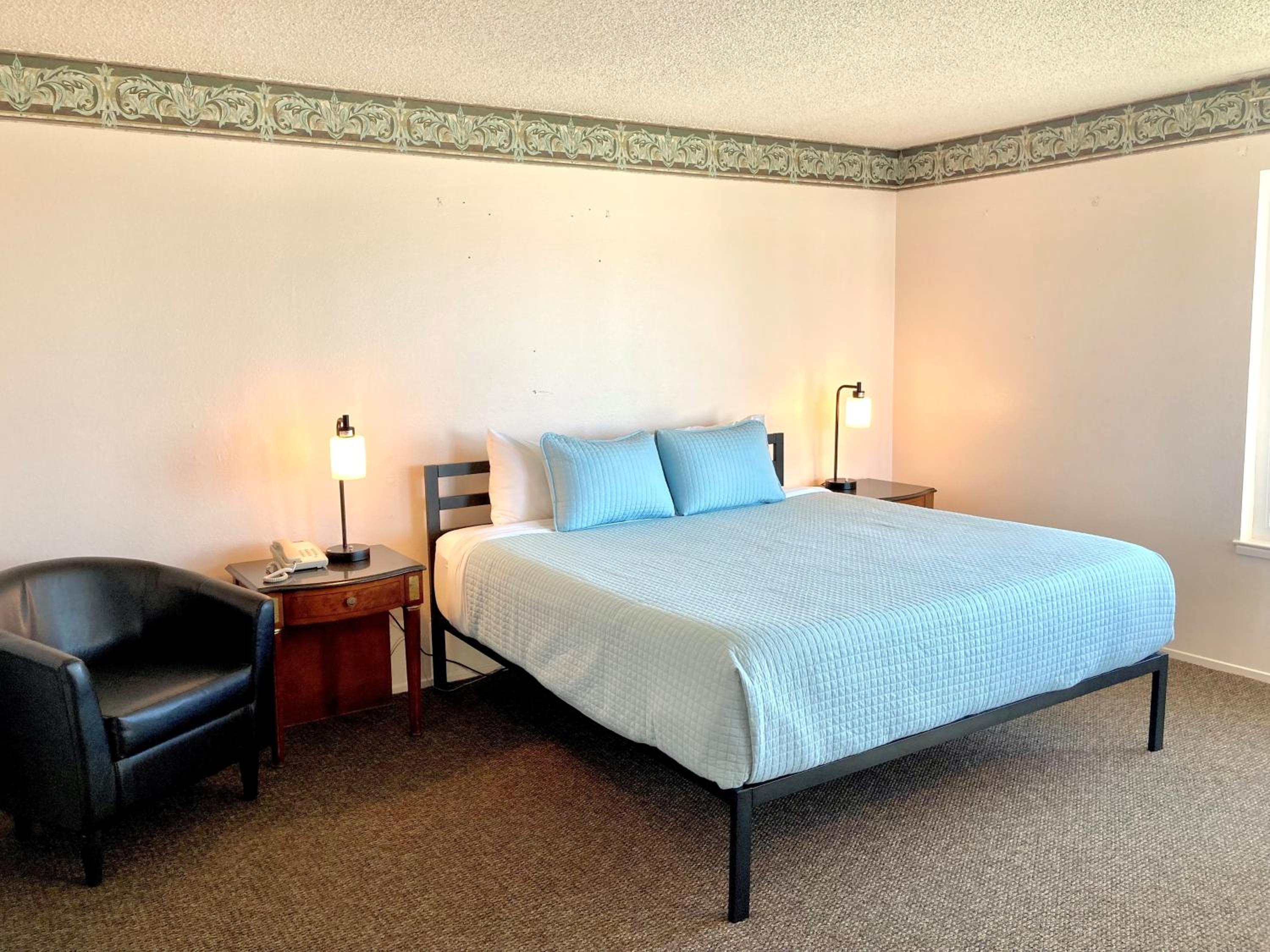 King Room with Sea View - Photo 4