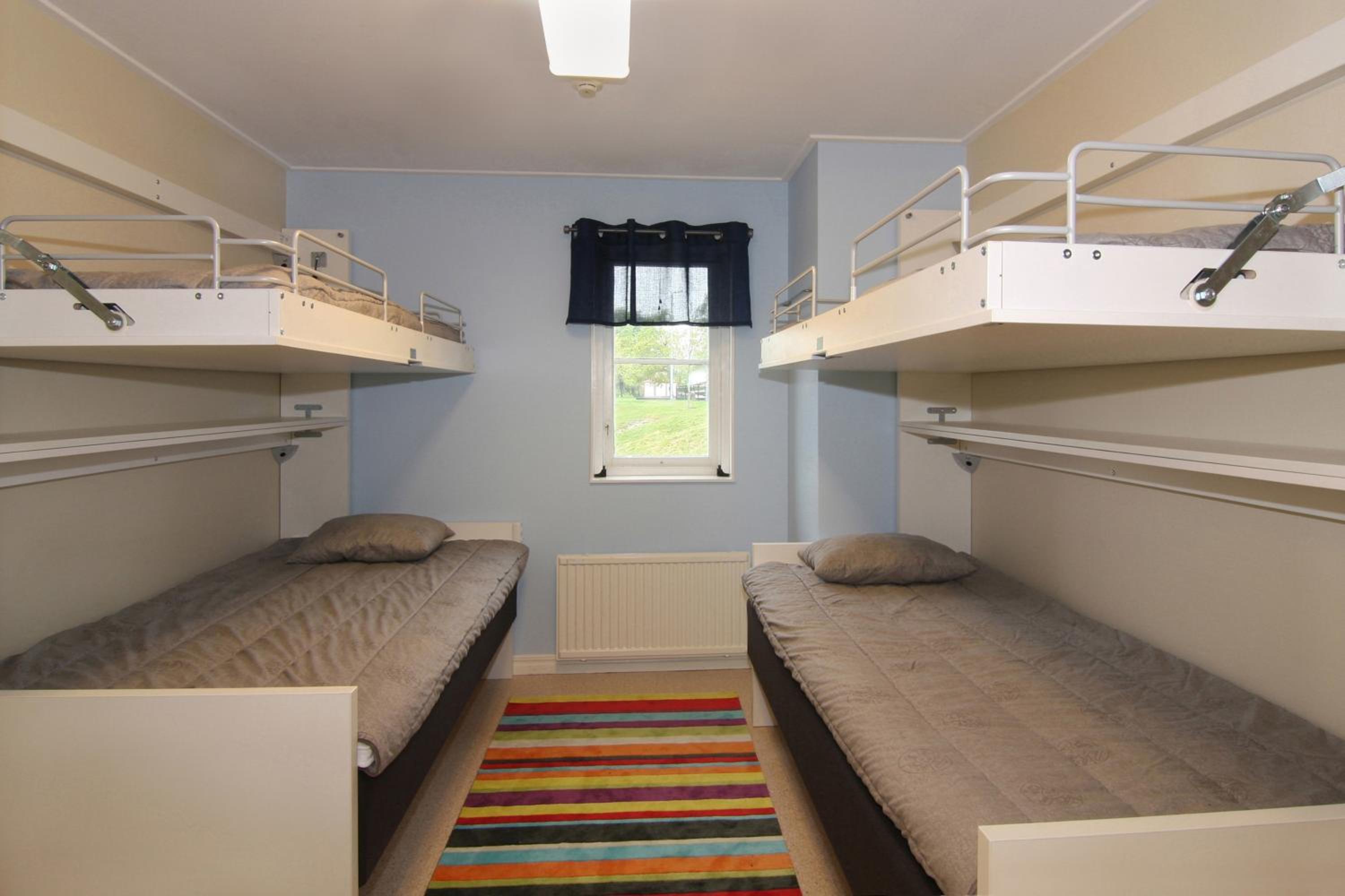 Standard Quadruple Room with Shared Bathroom photo 1