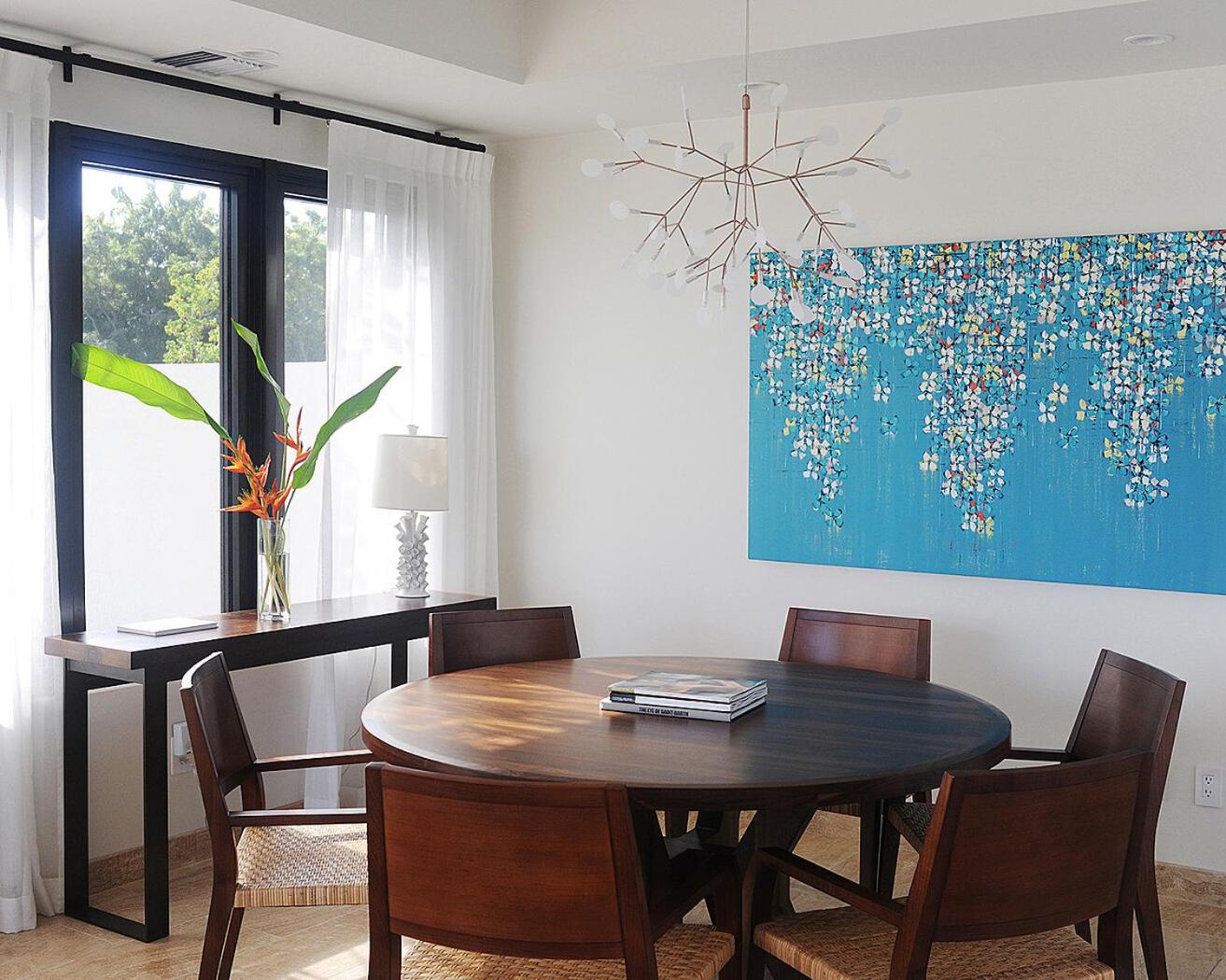 Three Bedroom Pinney's Beach Residence Villa with Pool photo 3