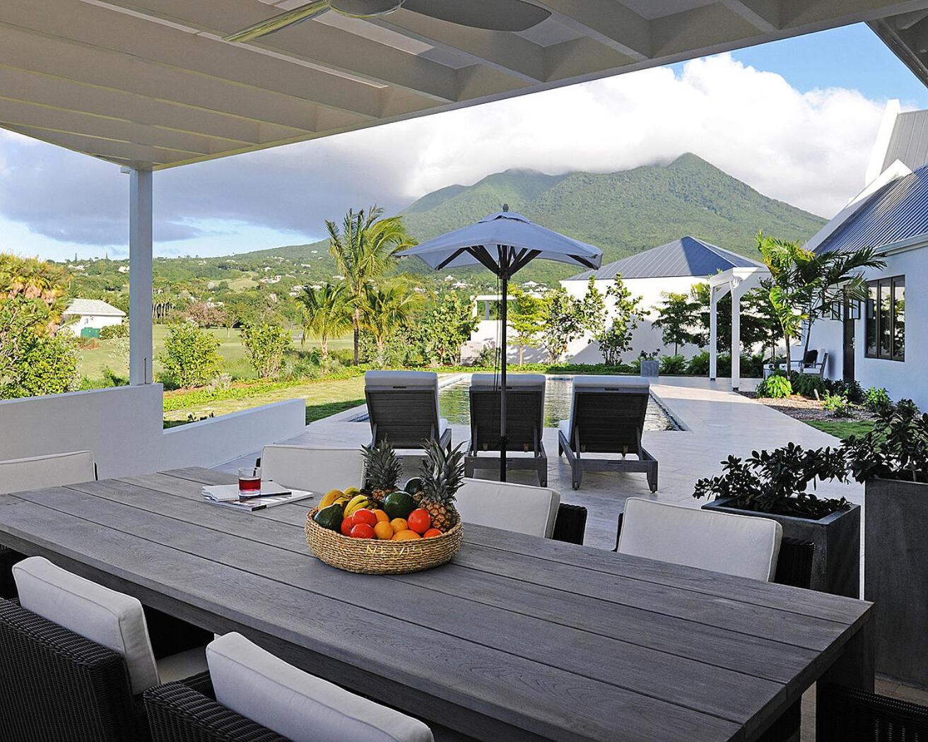 Three Bedroom Pinney's Beach Residence Villa with Pool photo 1