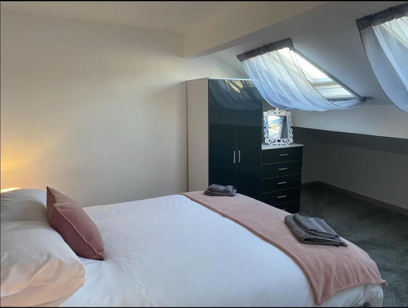 Double Room with Private Bathroom photo 2