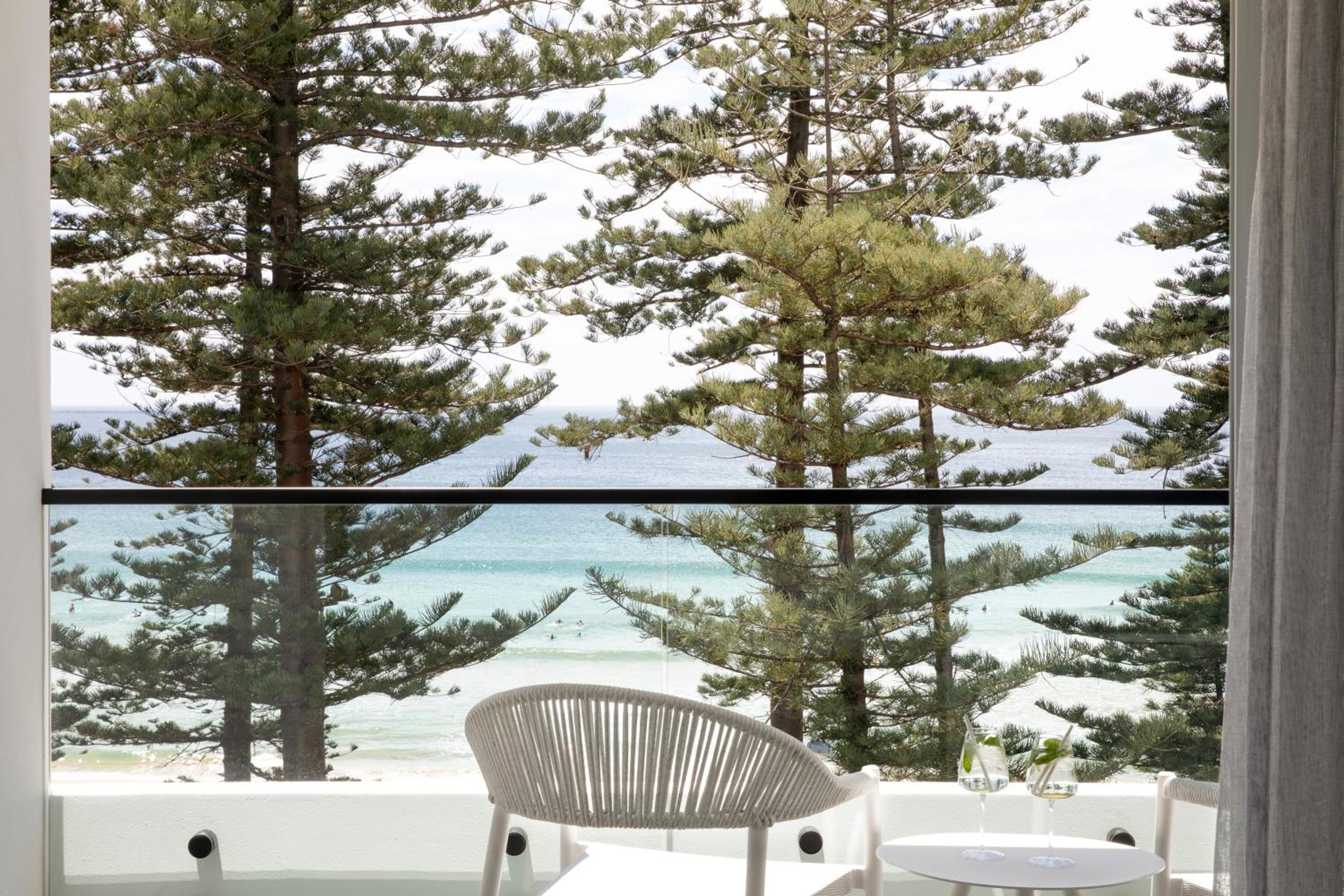 Deluxe Twin Room with Ocean View