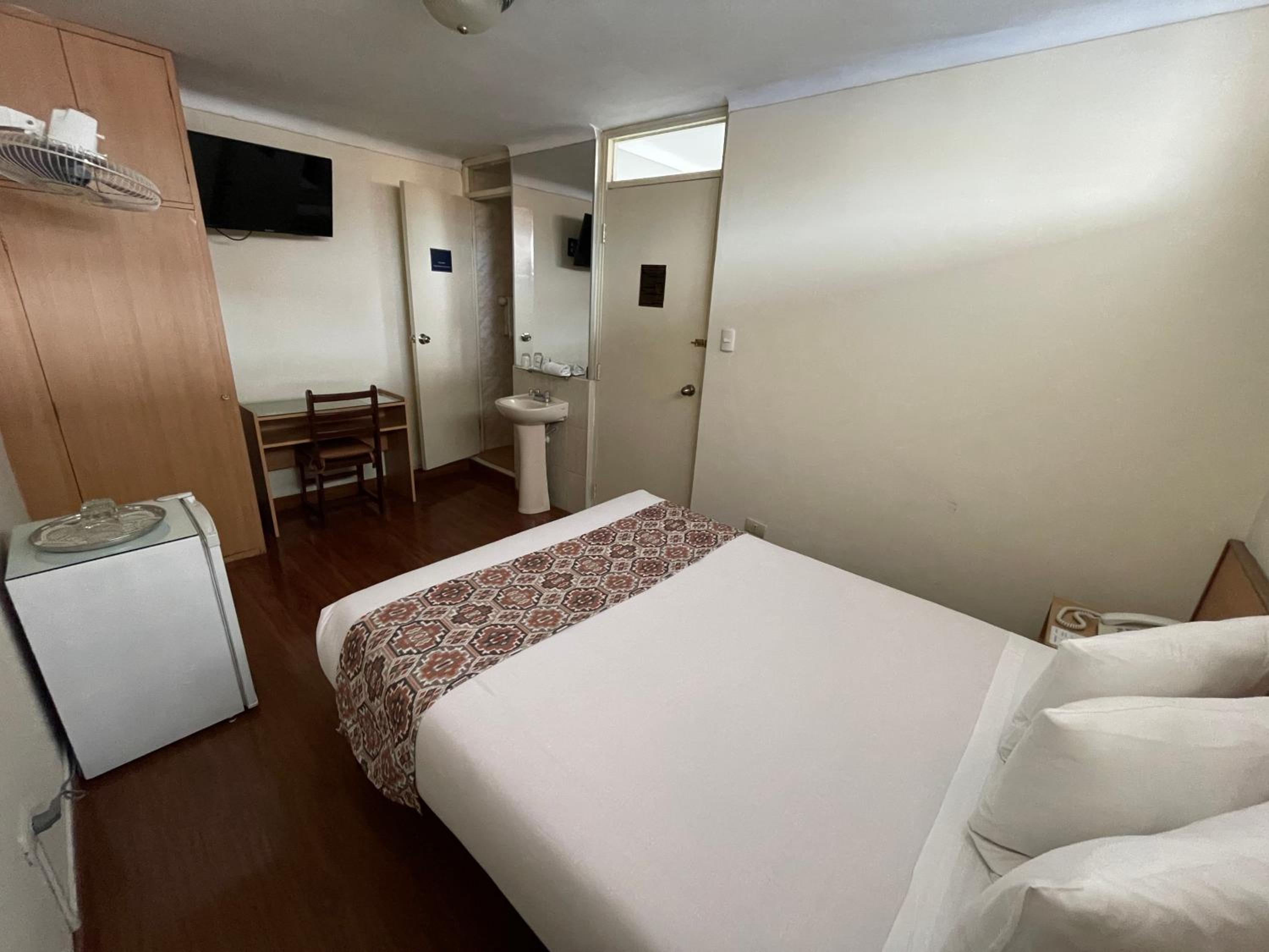 Small Single Room