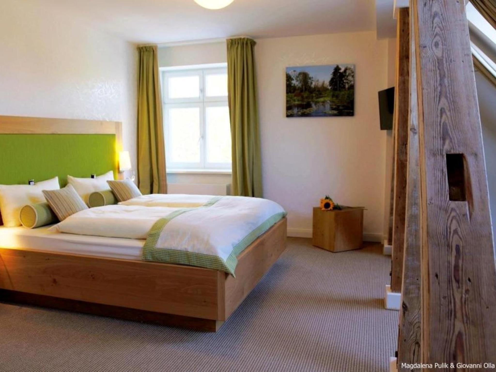 Suite - Photo 2