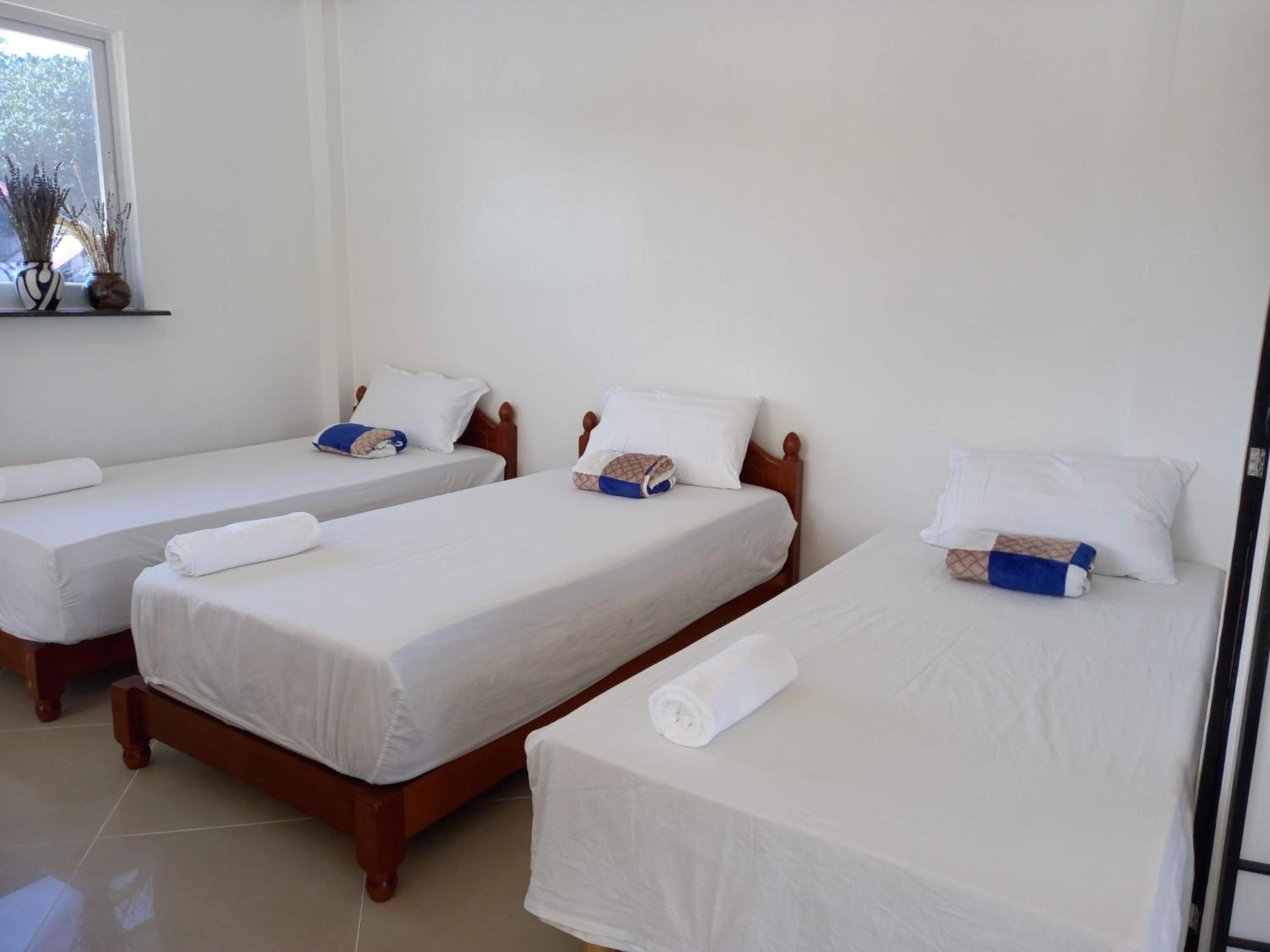 Triple Room with Garden View - Photo 3