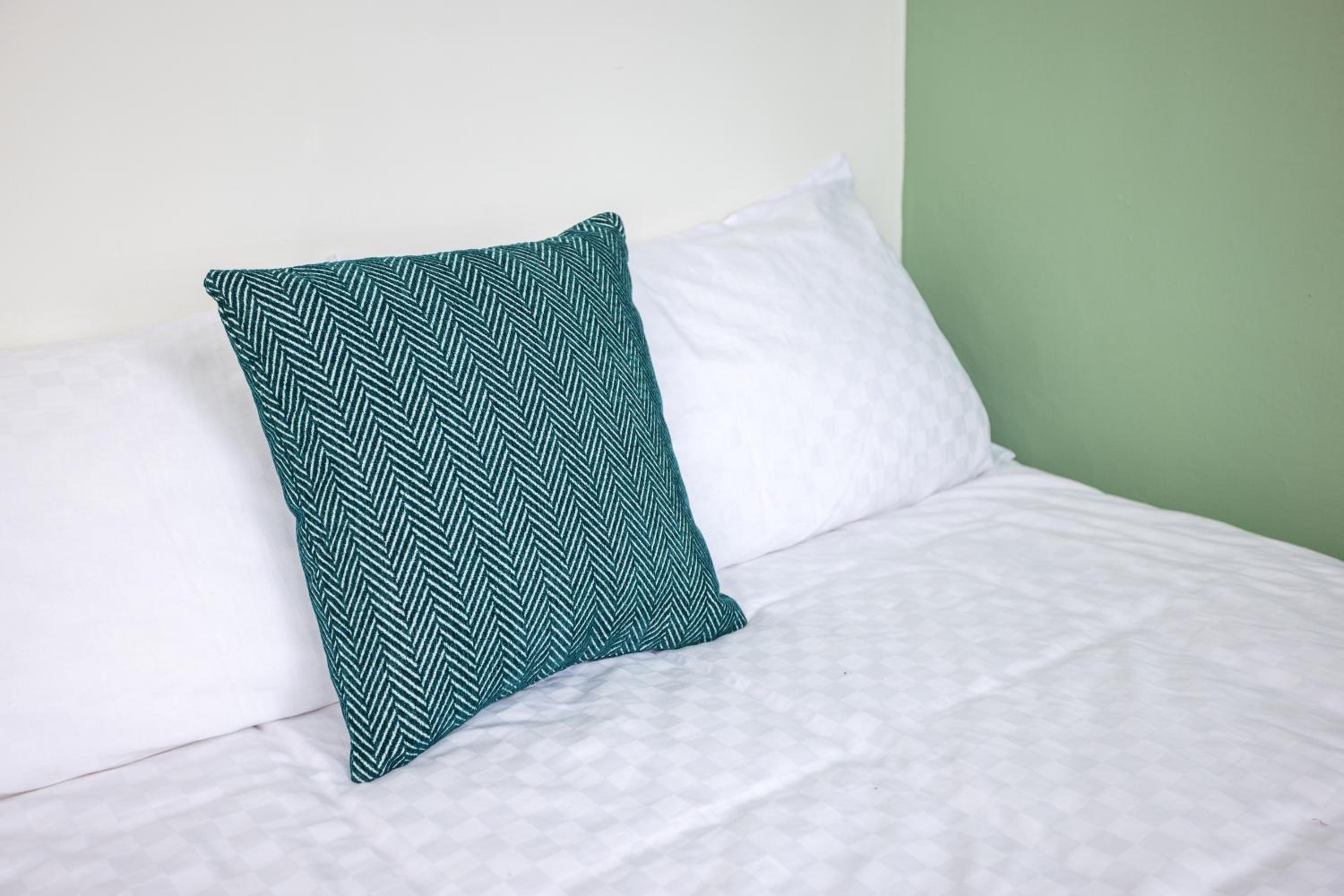 Bed in 10-Bed Mixed Dormitory Room photo 1