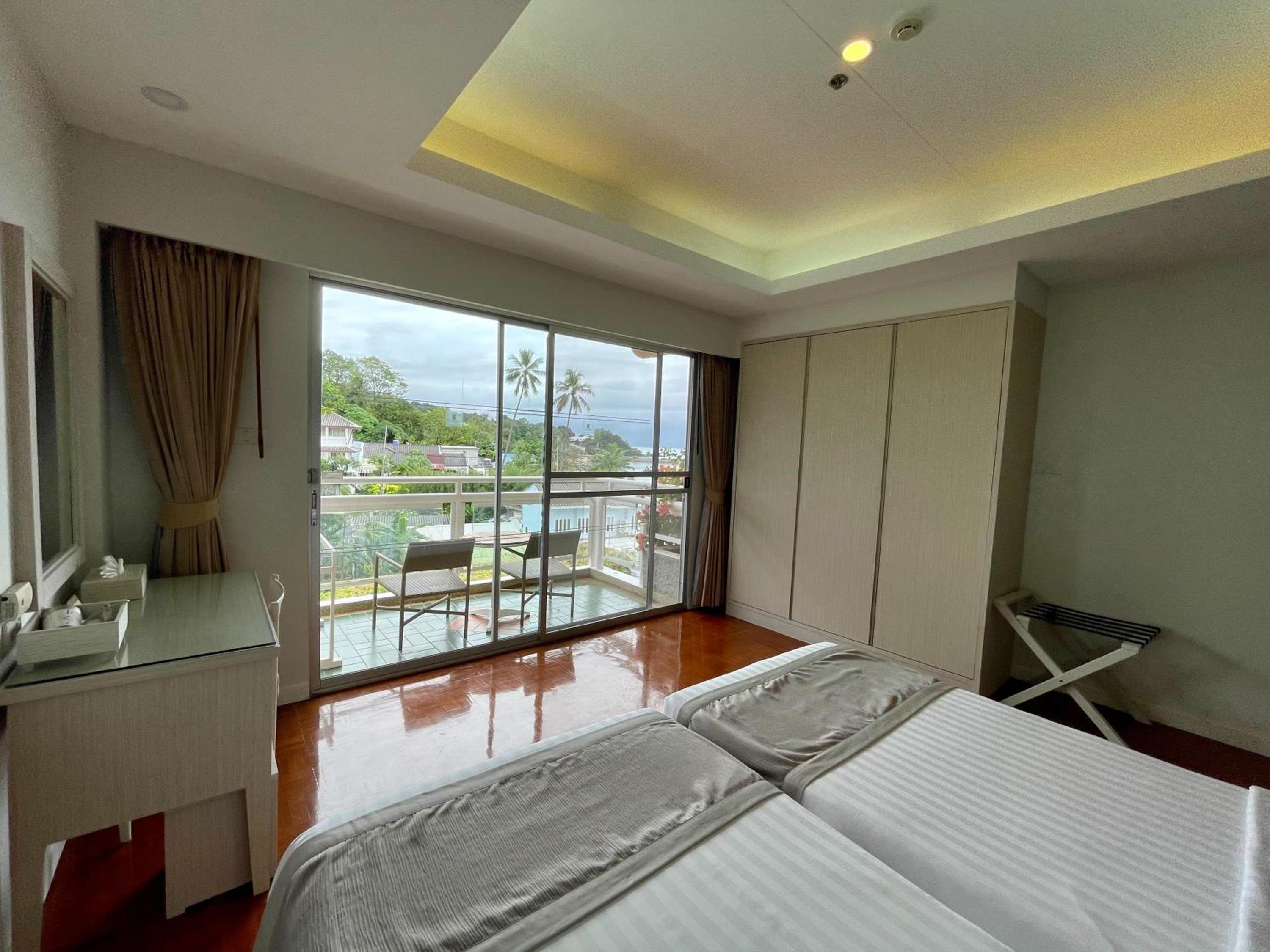 Studio Suite - Photo 3