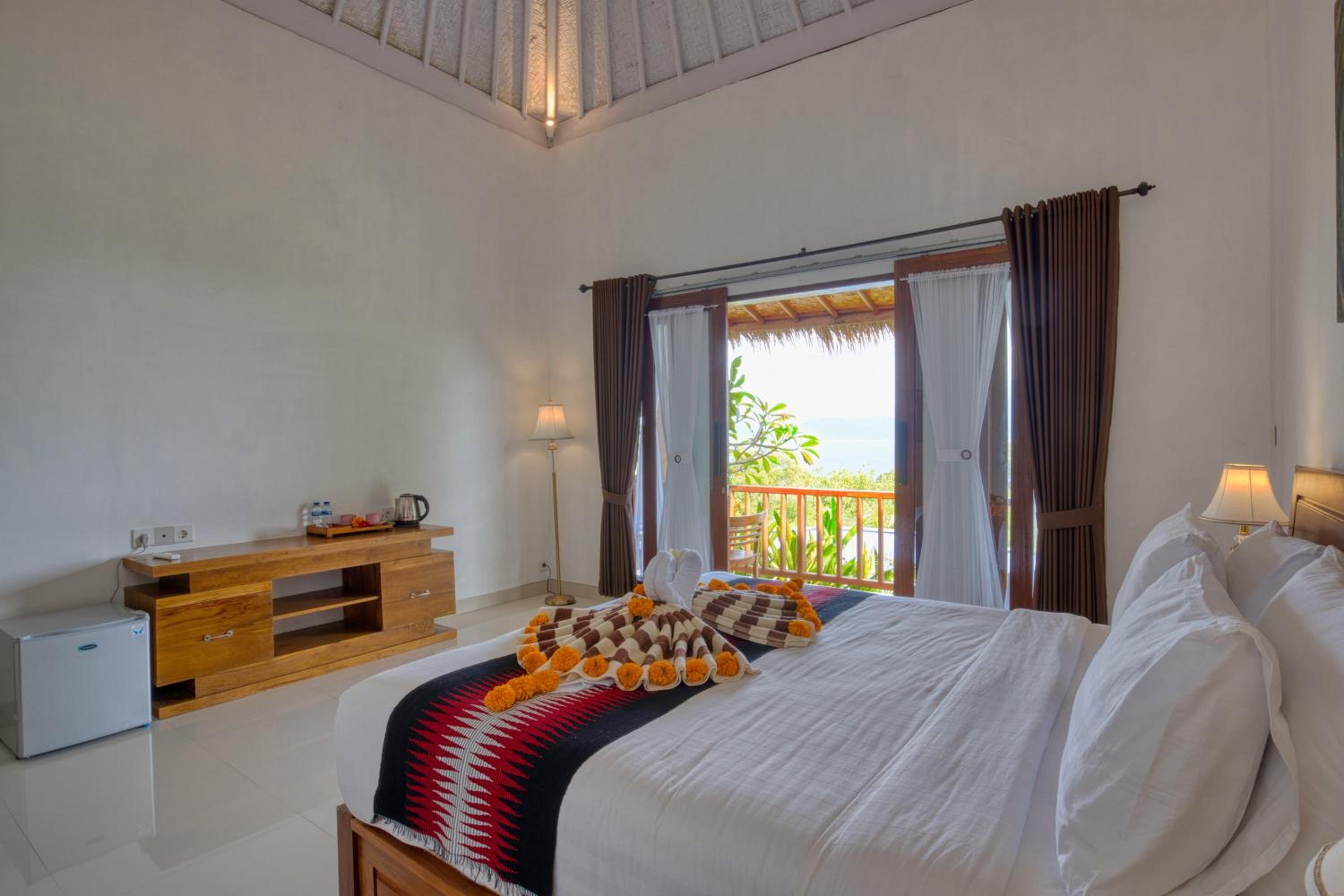 Deluxe Double Room with Balcony and Sea View - Photo 7