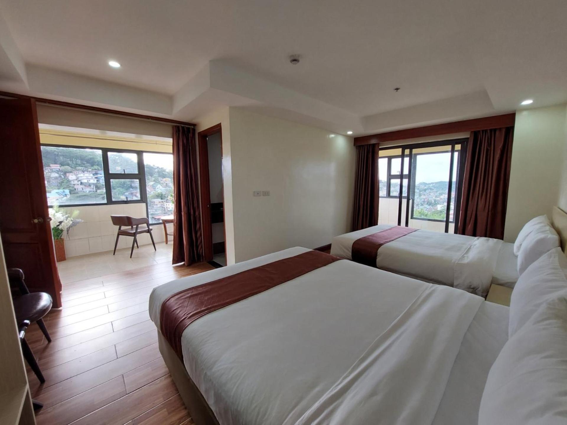 Standard Family Room - Photo 2