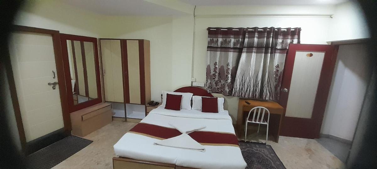 Classic Triple Room - Photo 5