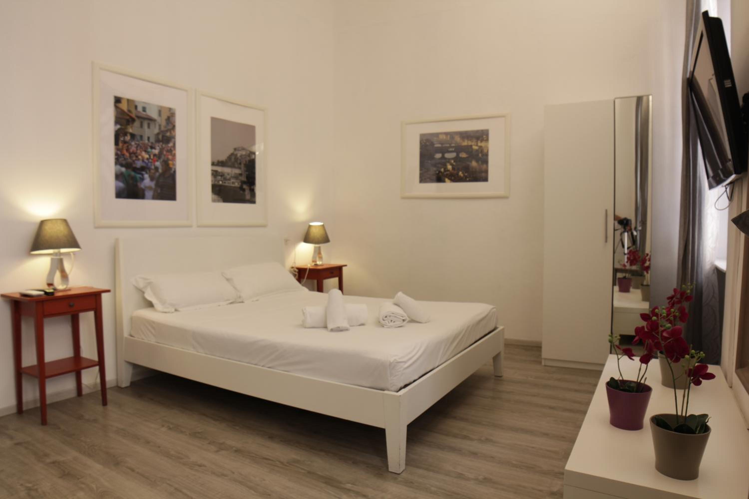 Superior Double Room with Private Bathroom photo 1