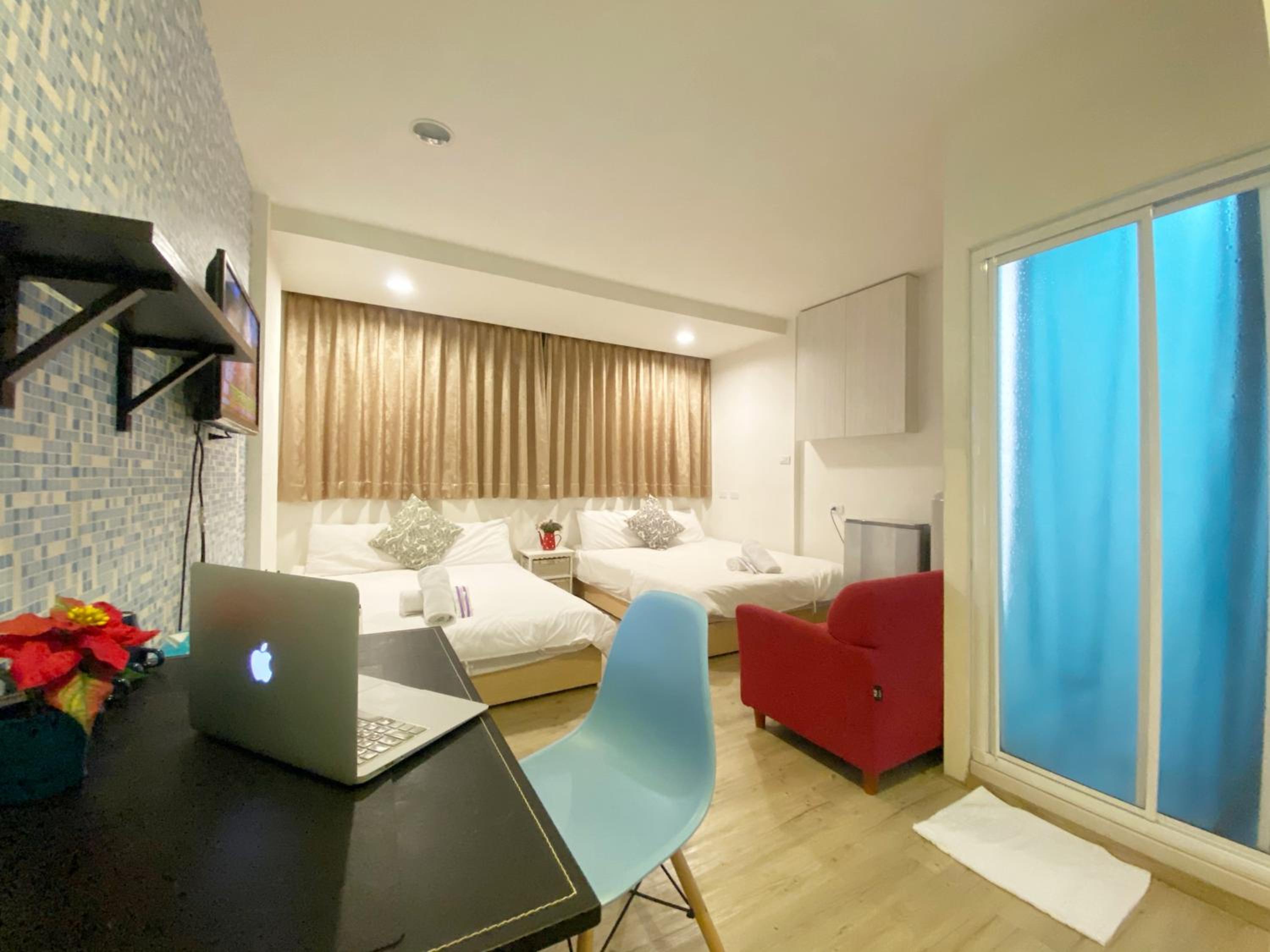 Superior Quadruple Room - Photo 4