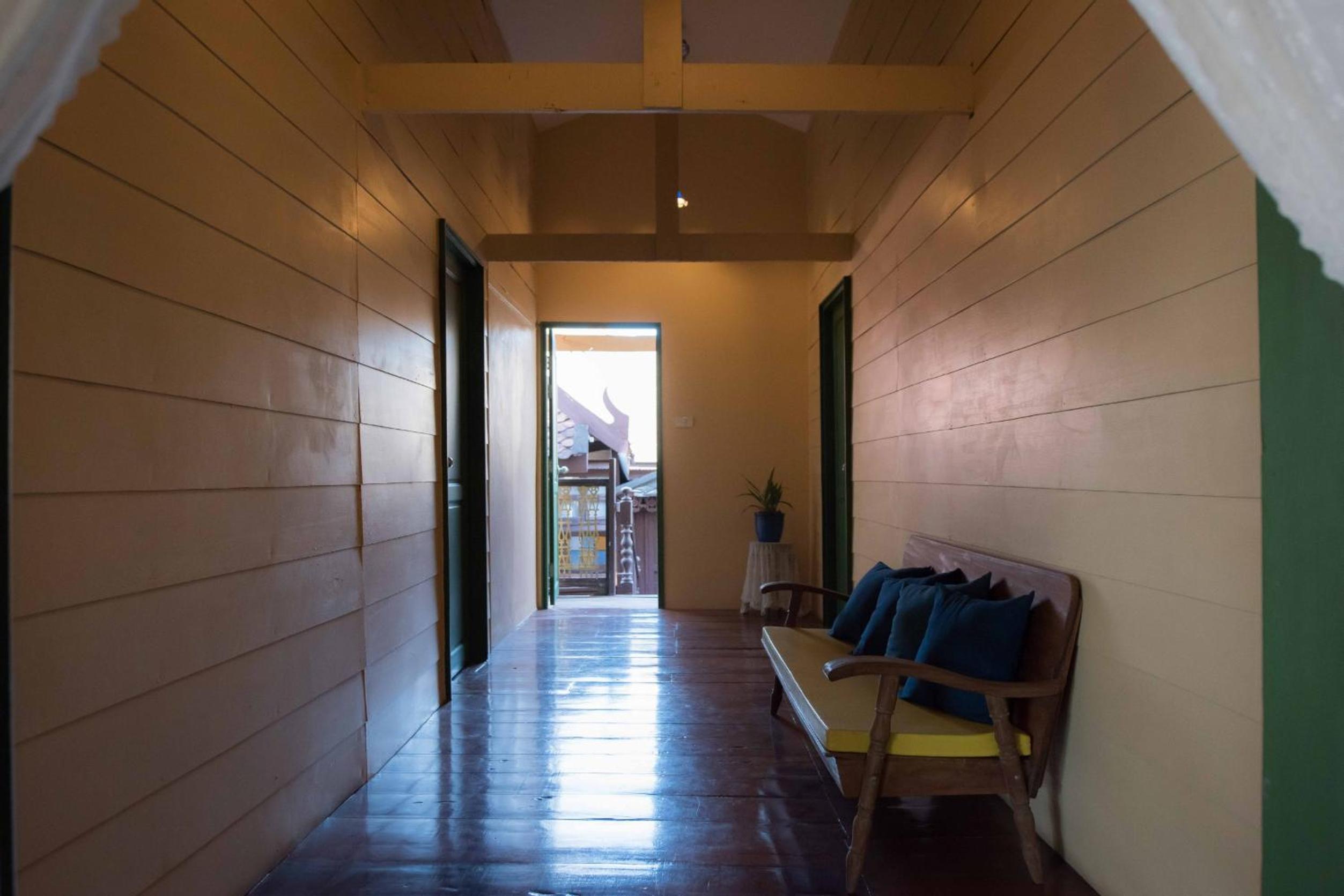 Four-Bedroom House - Photo 8