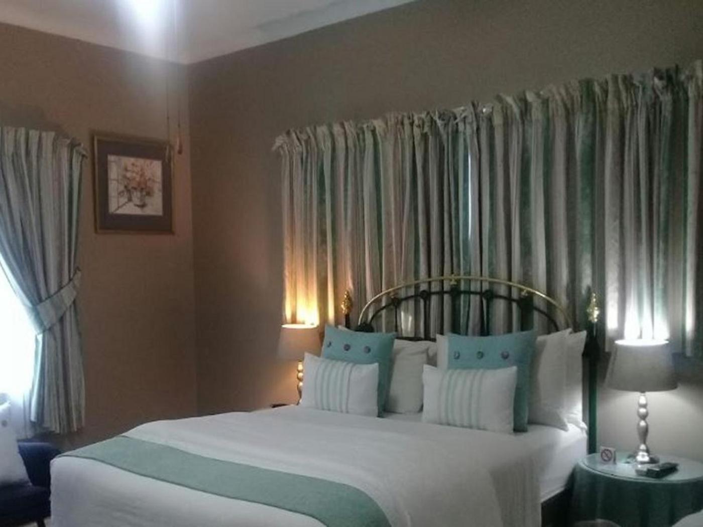 Standard Double Room photo 2