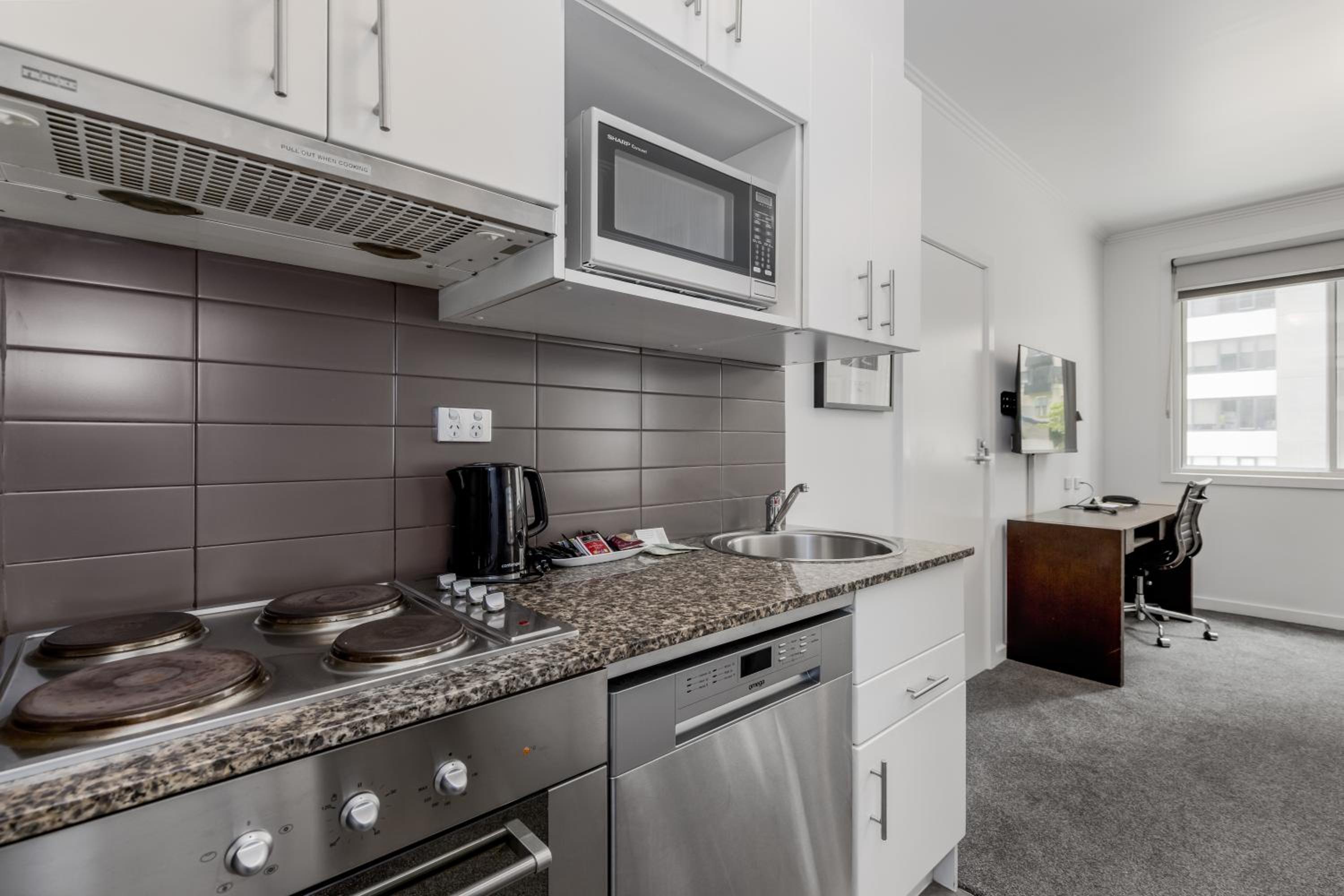 One-Bedroom Apartment - Photo 7