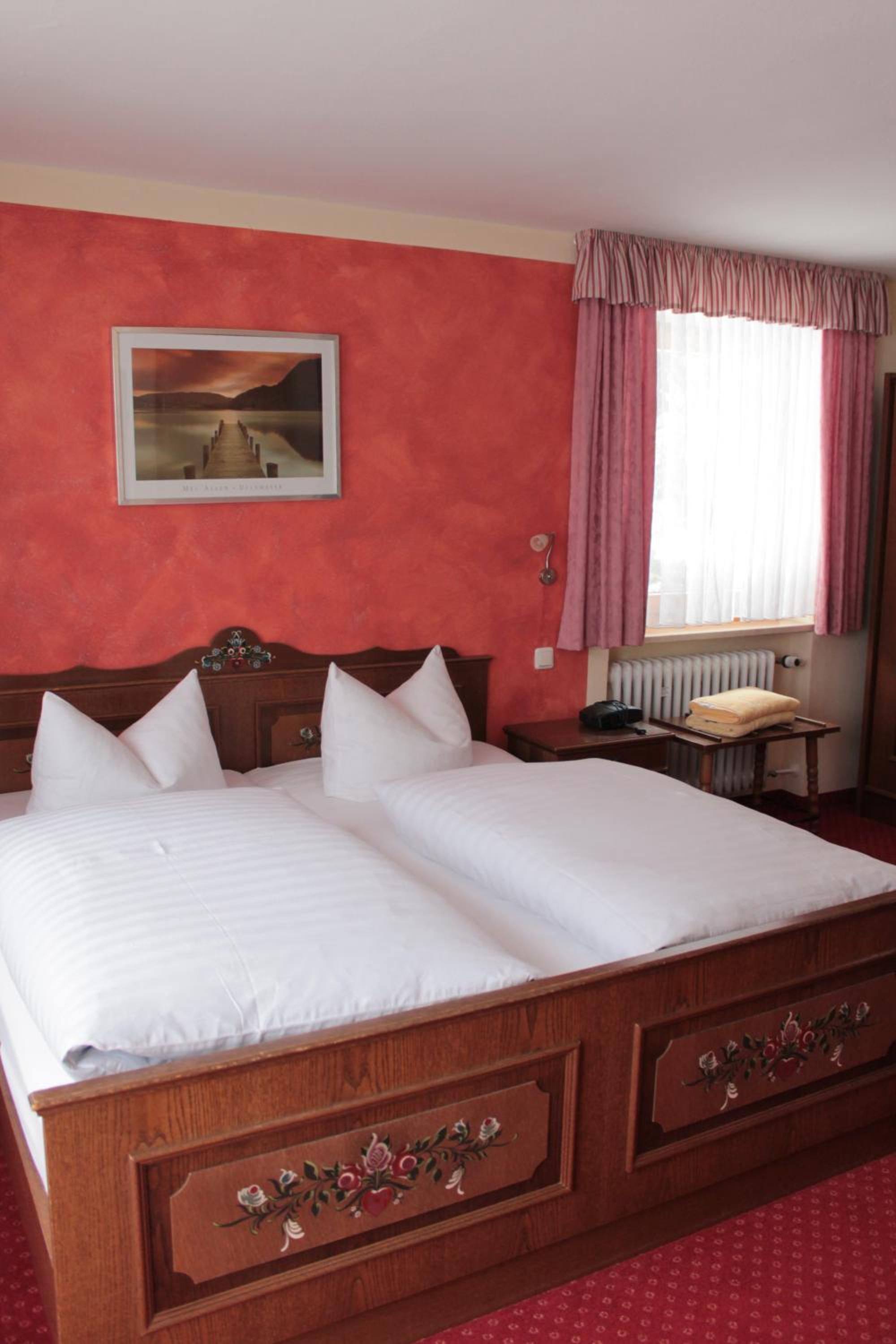 Double Room with Balcony - Photo 4