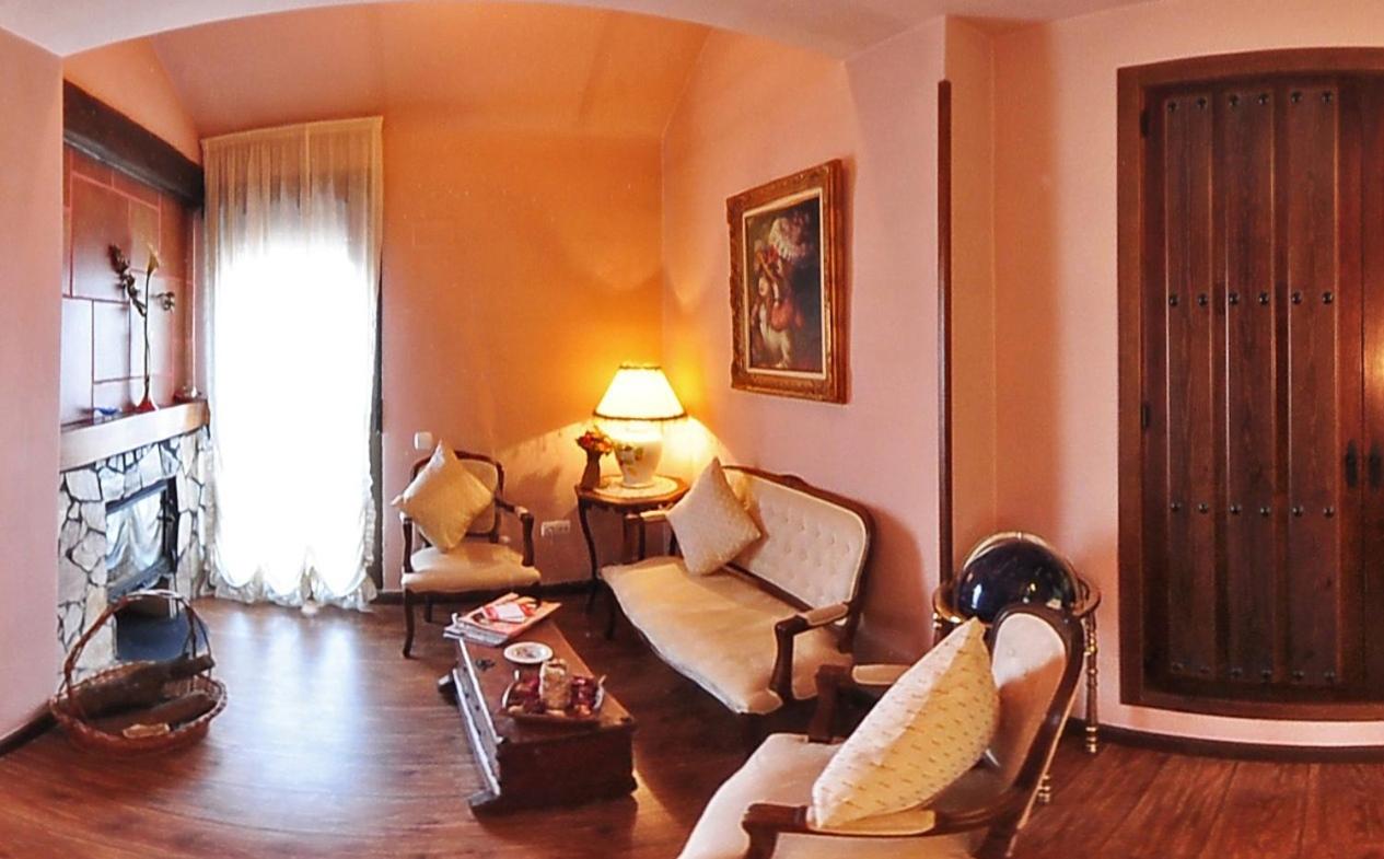 Suite - Photo 5