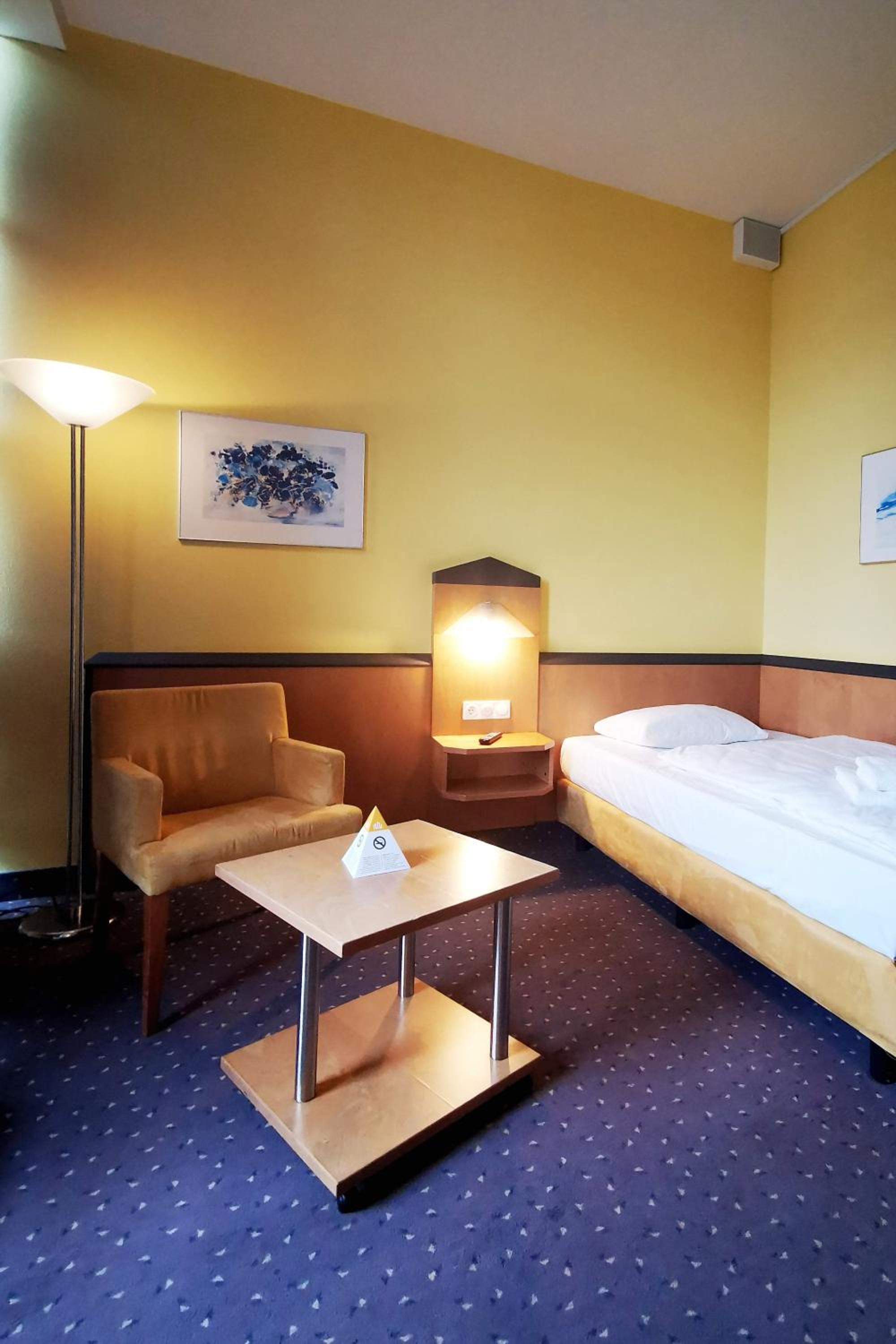 Standard Single Room