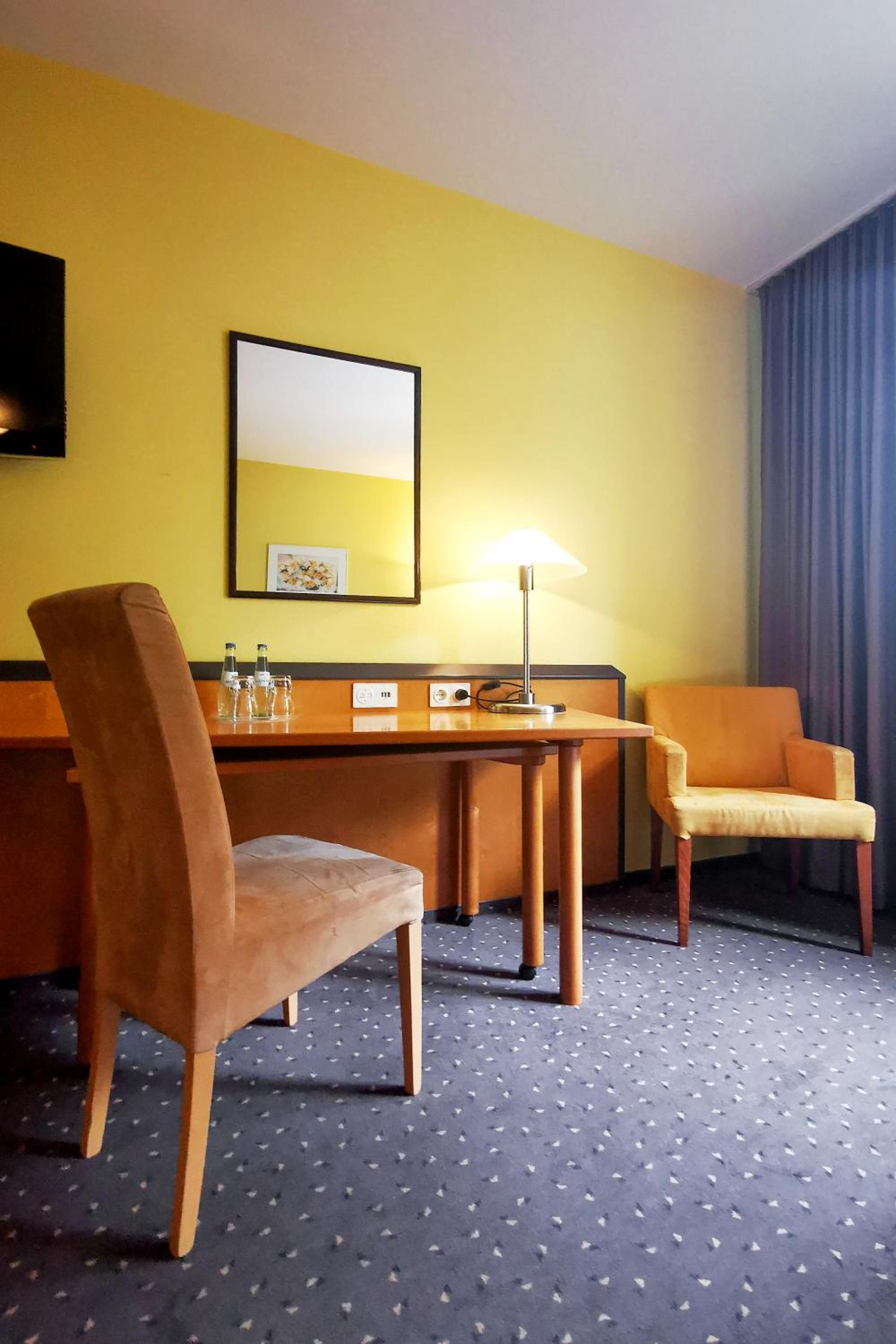 Triple Room - Photo 6