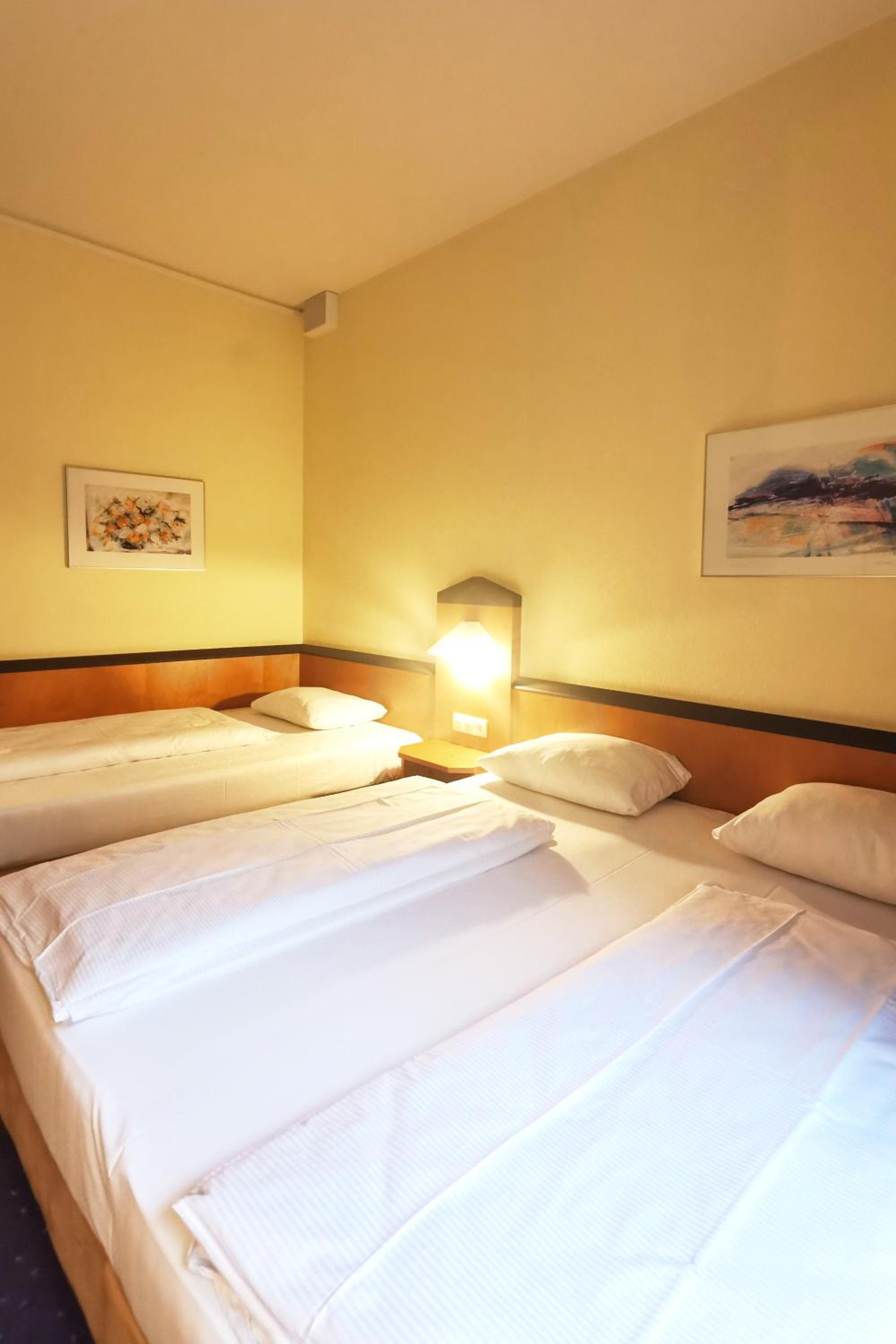 Triple Room - Photo 2
