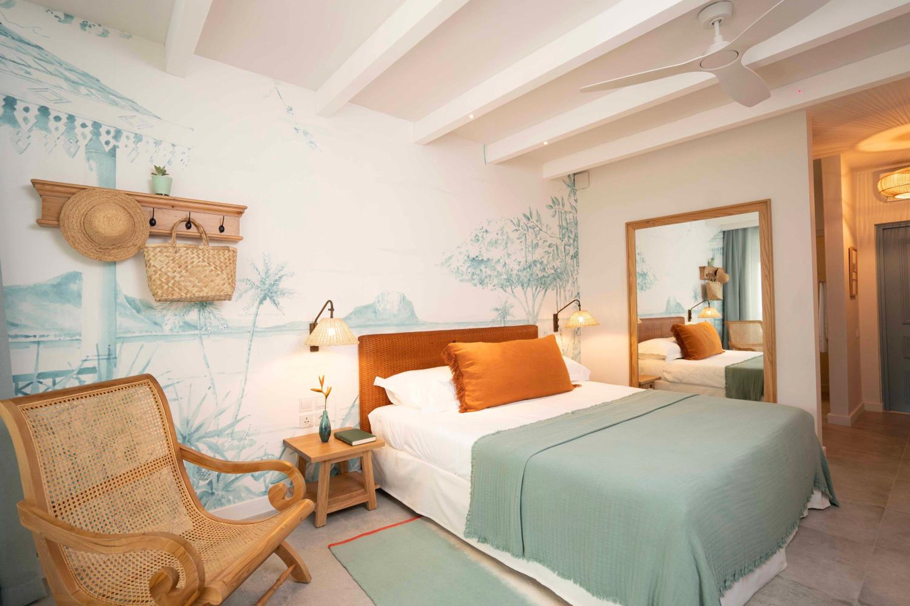Comfort Pool Room - Photo 2