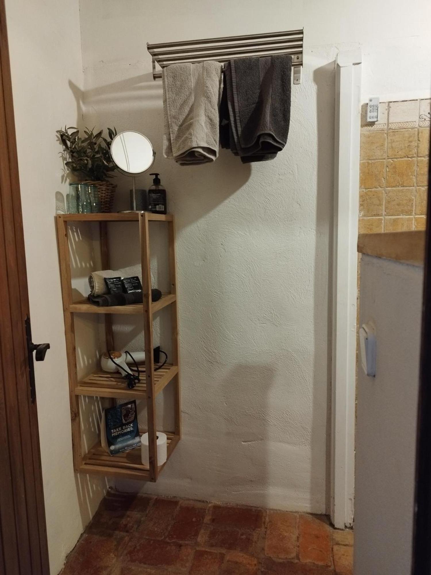Double Room with Private Bathroom photo 3