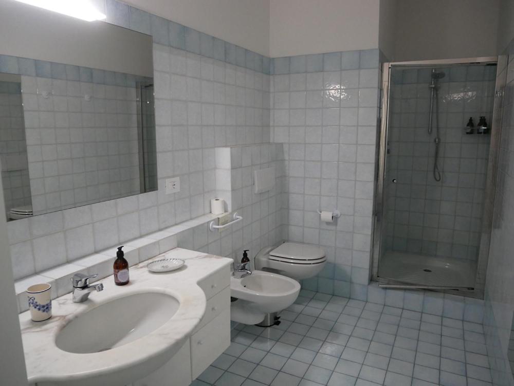 Triple Room with Private External Bathroom - Photo 11