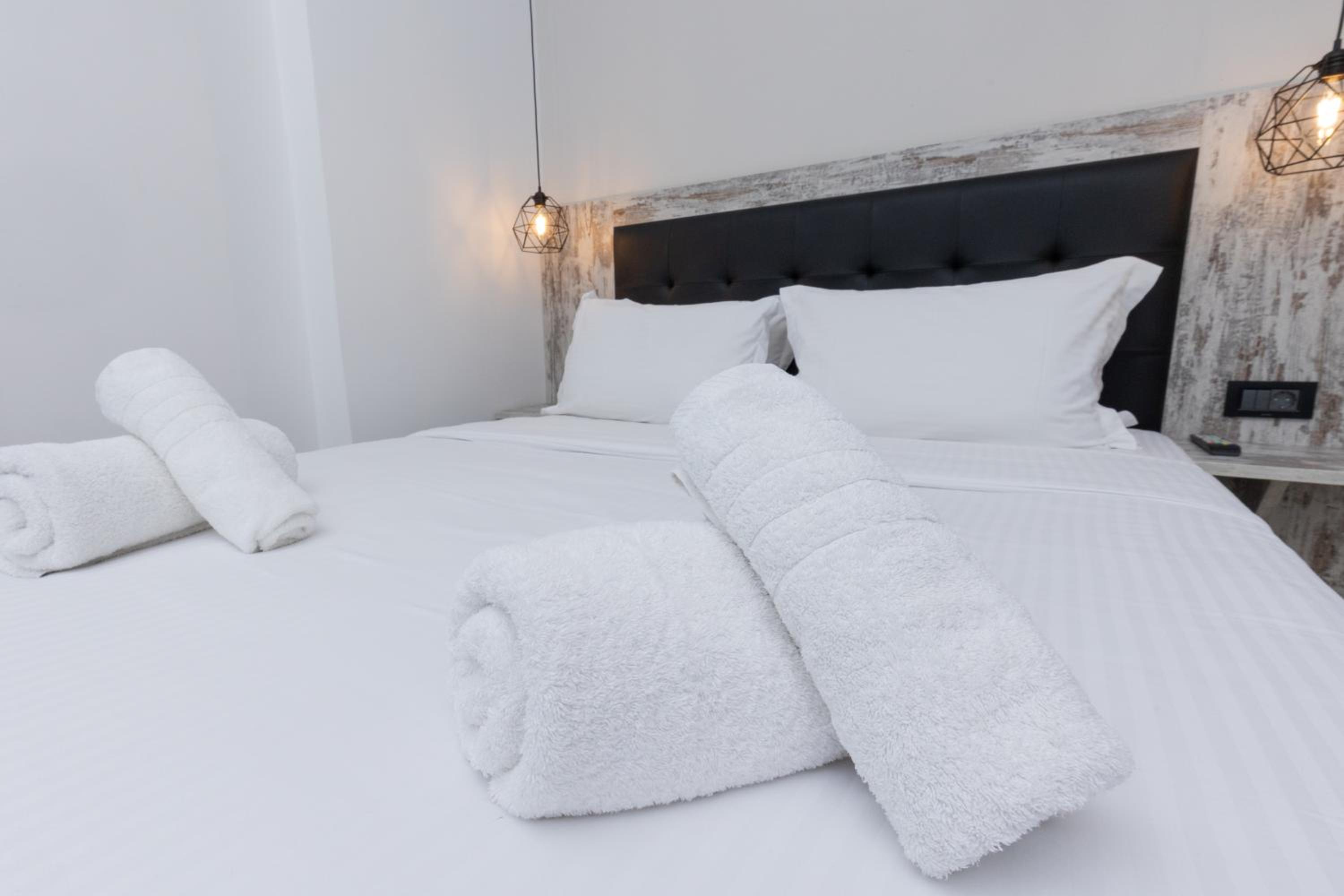Economy Double Room photo 3