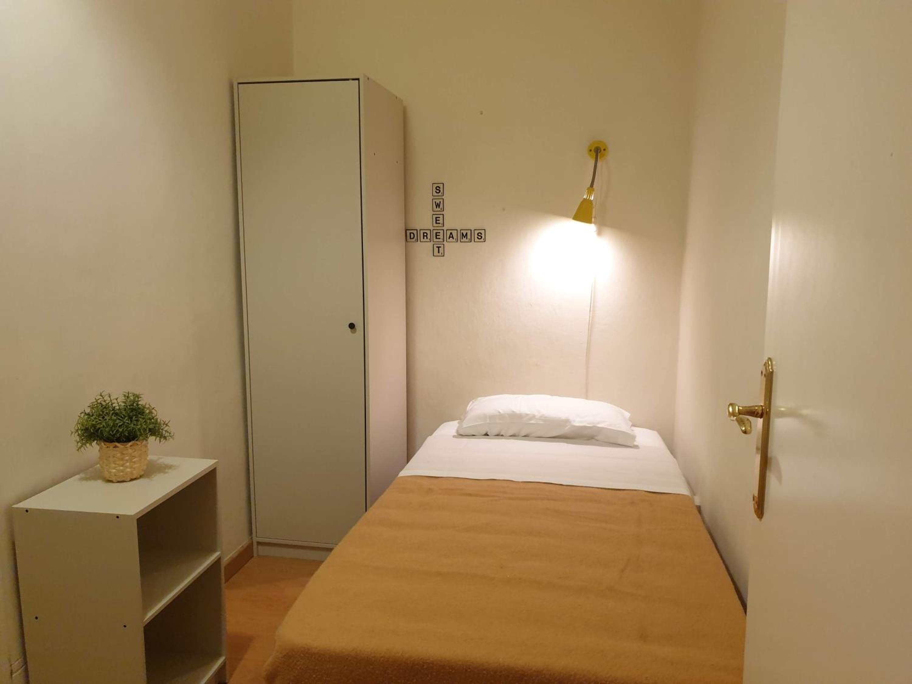 Standard Two-Bedroom Apartment (4 Adults) photo 2