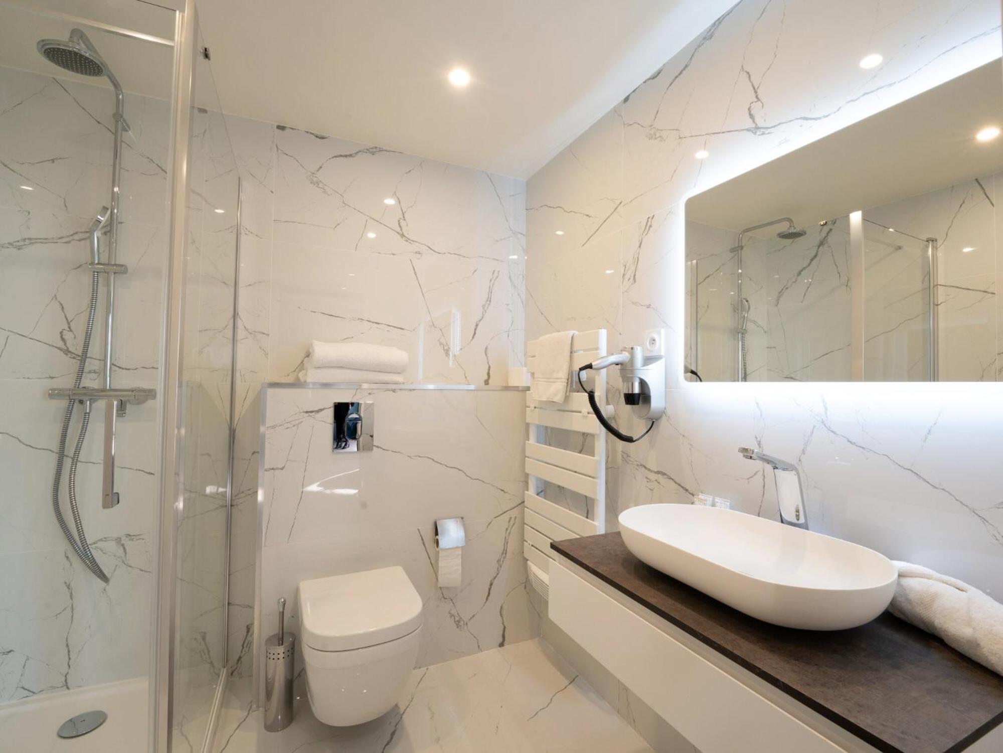 Comfort Double Room with Terrace - Photo 8