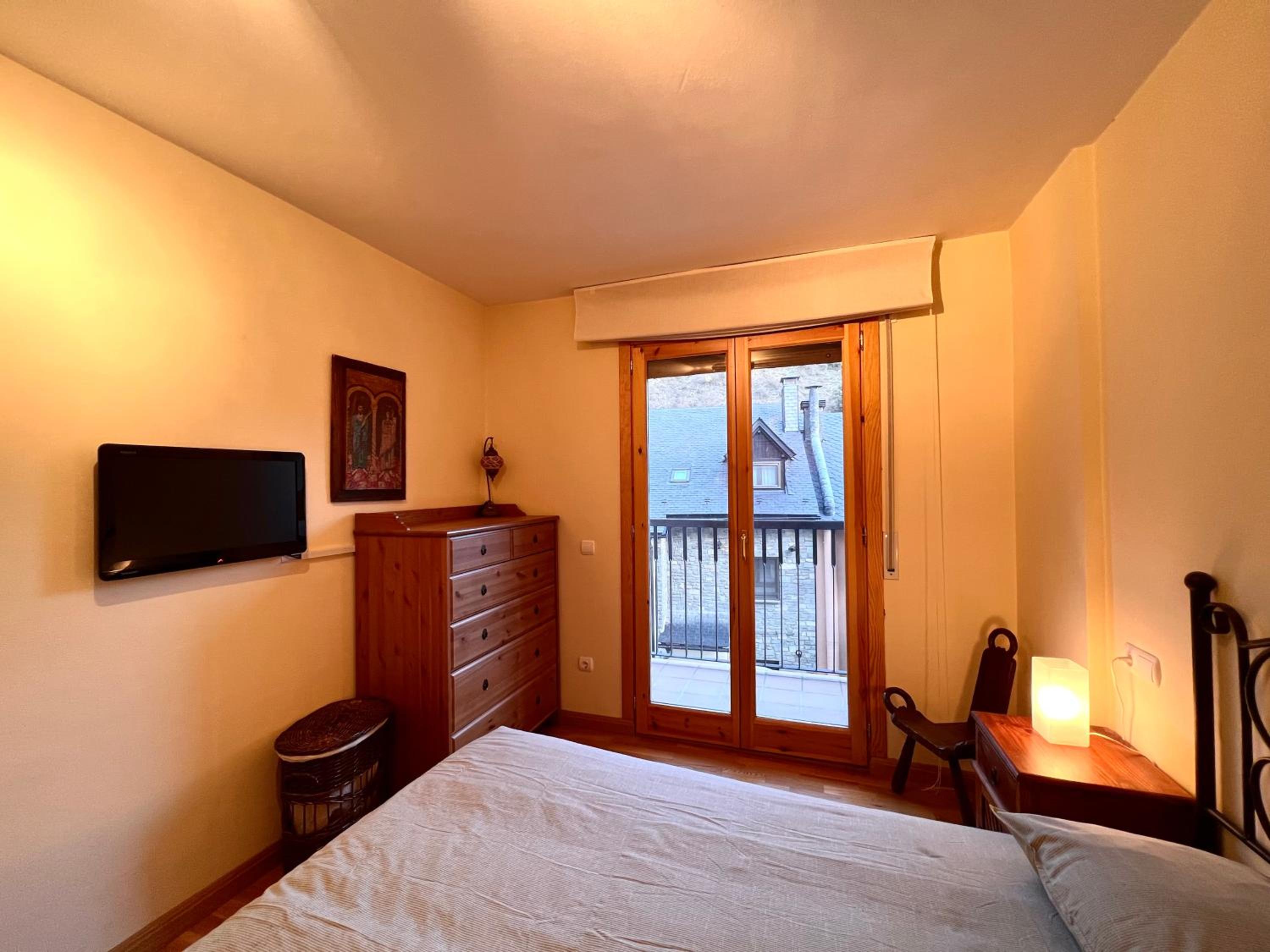 Two-Bedroom Apartment photo 2
