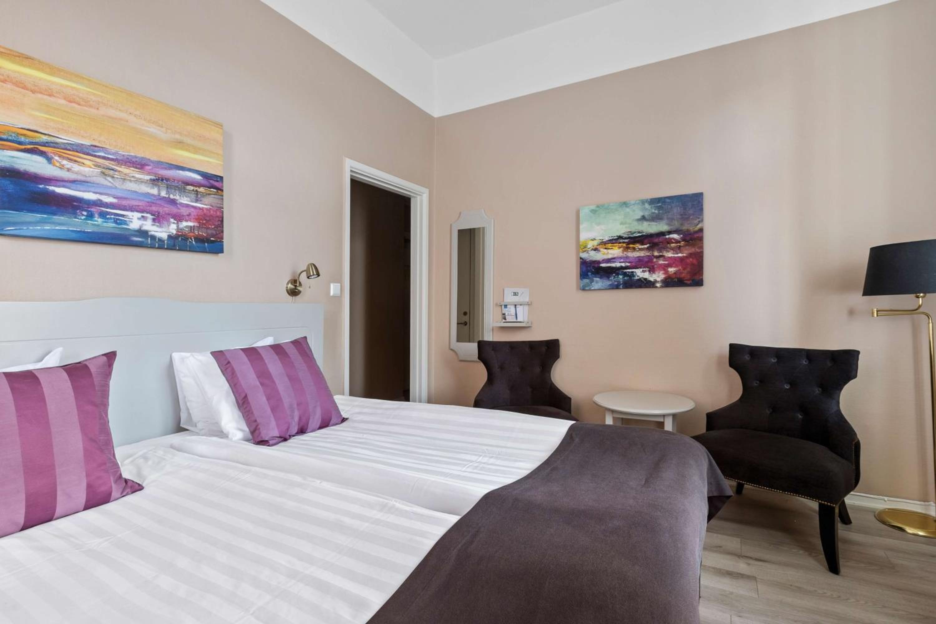 Superior King Room photo 3