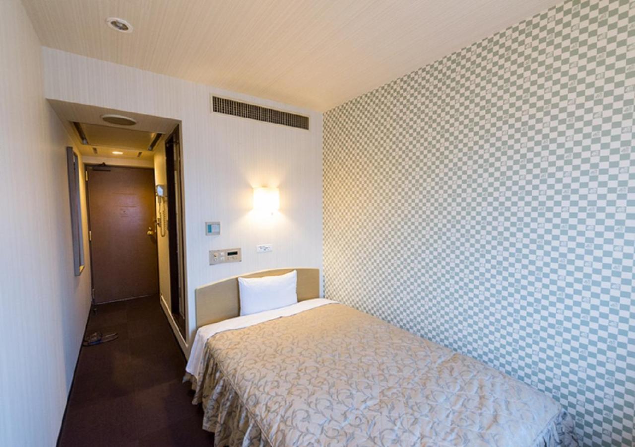 Double Room with Small Double Bed - Non-Smoking photo 1