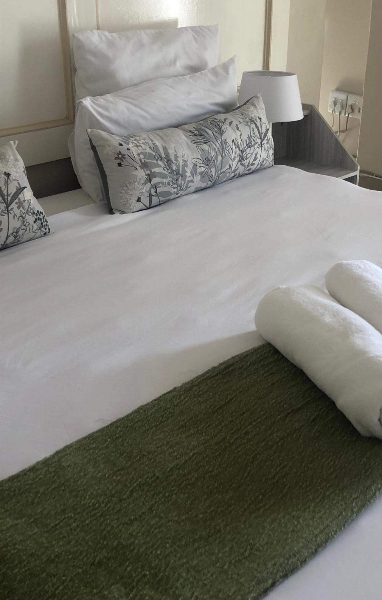 Deluxe Double Room - Photo 1