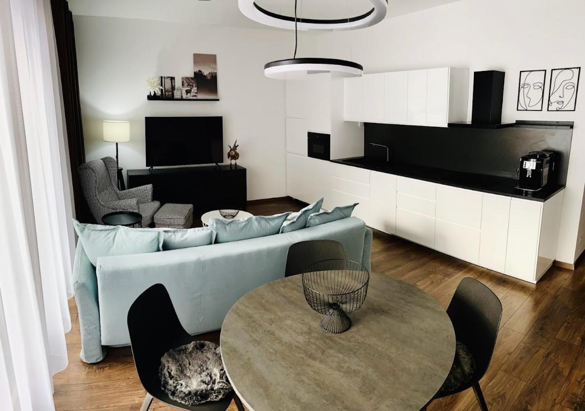 Apartment photo 2