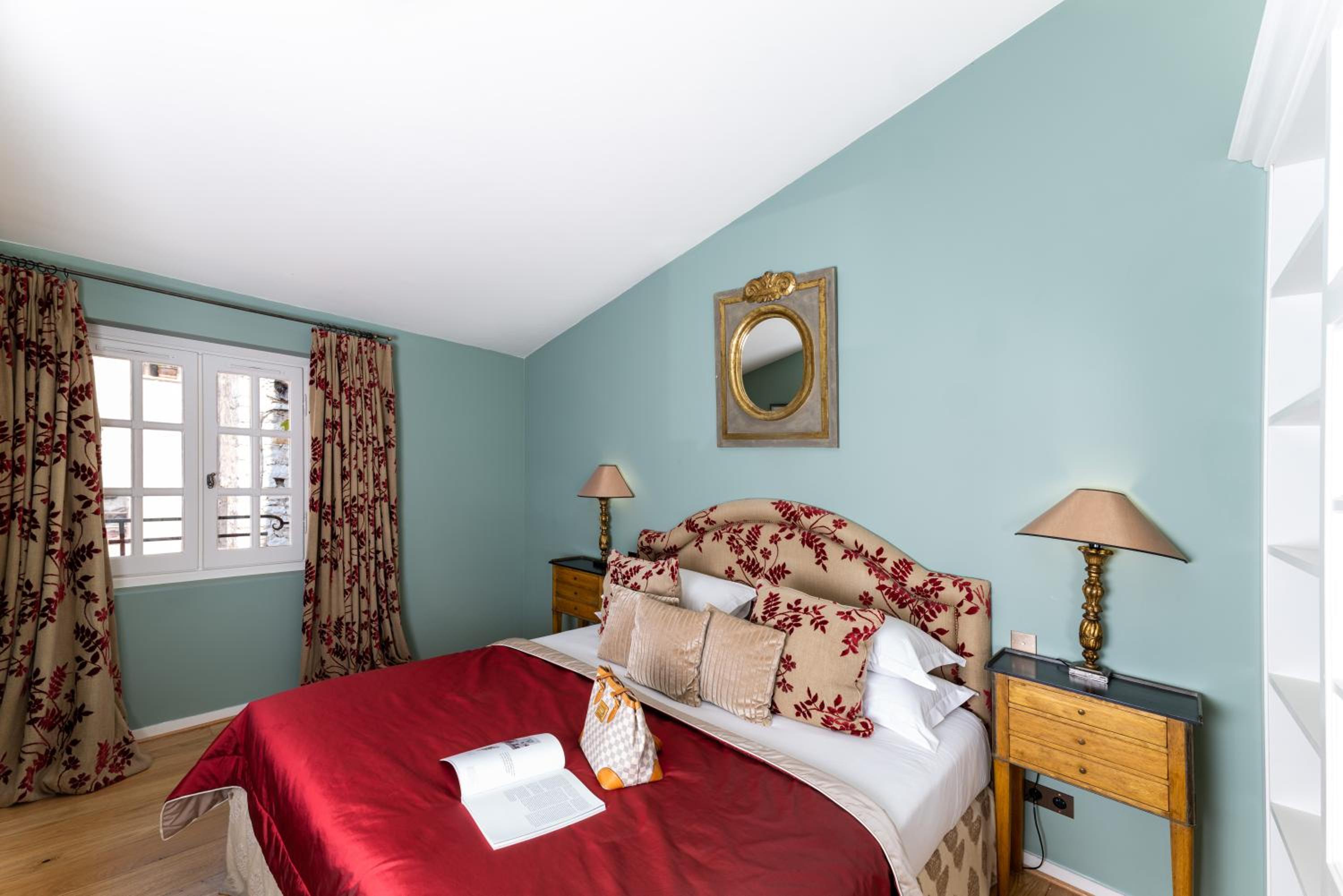 Suite Panoramique at Hotel Le Saint Paul