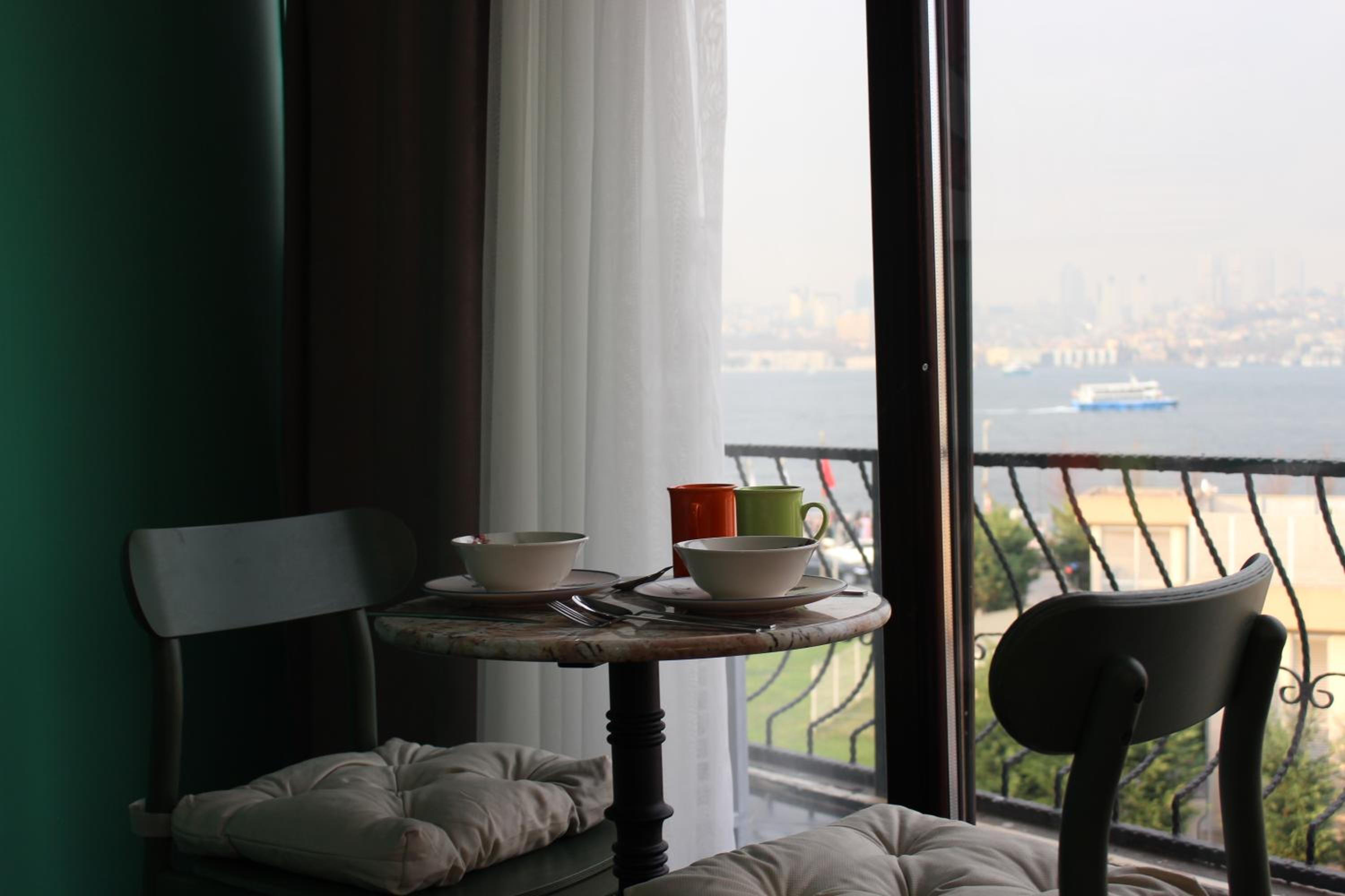Deluxe Double Room with Balcony and Sea View photo 2