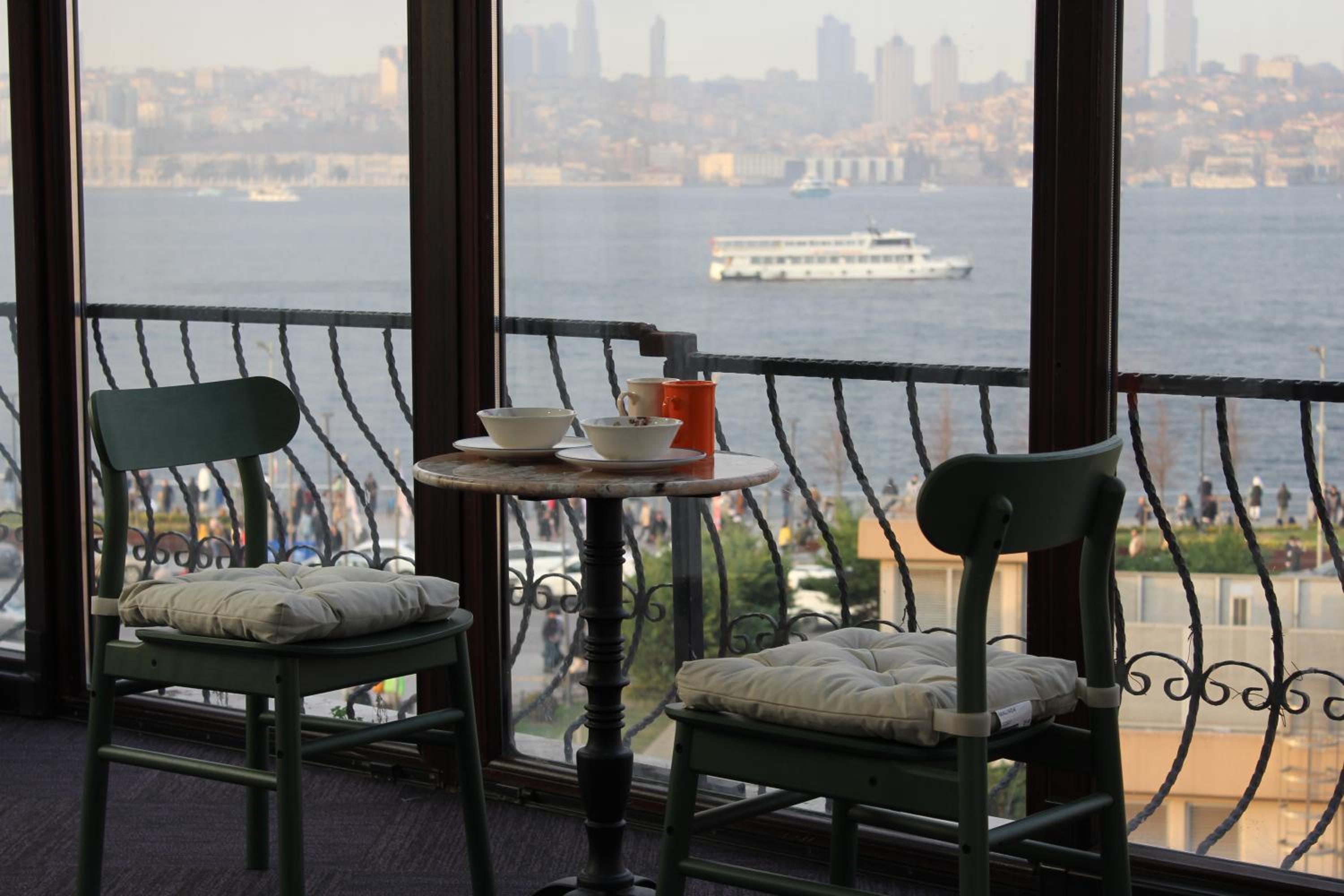 Deluxe Double Room with Sea View photo 3