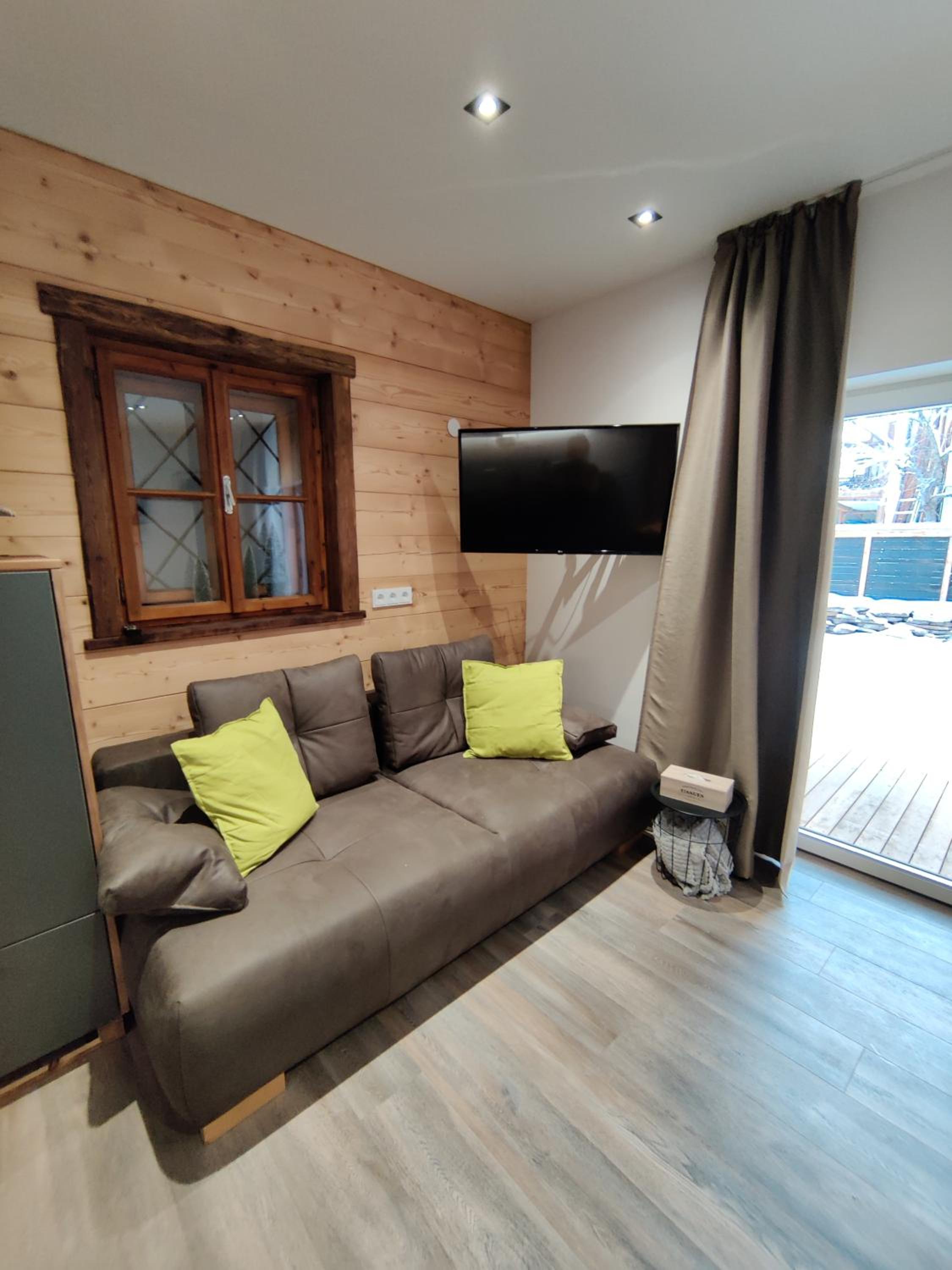 One-Bedroom Apartment - Photo 27