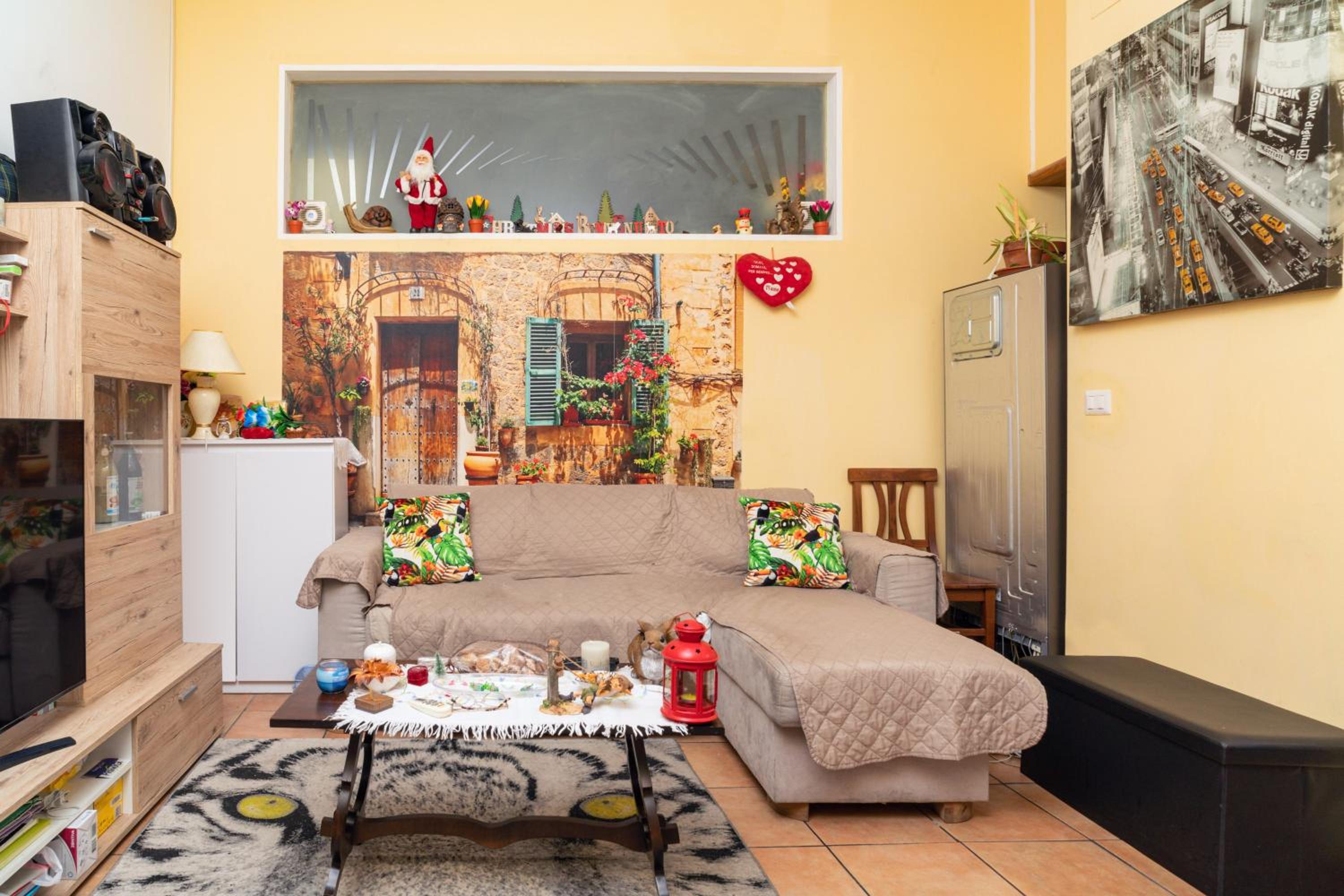 One-Bedroom House photo 1
