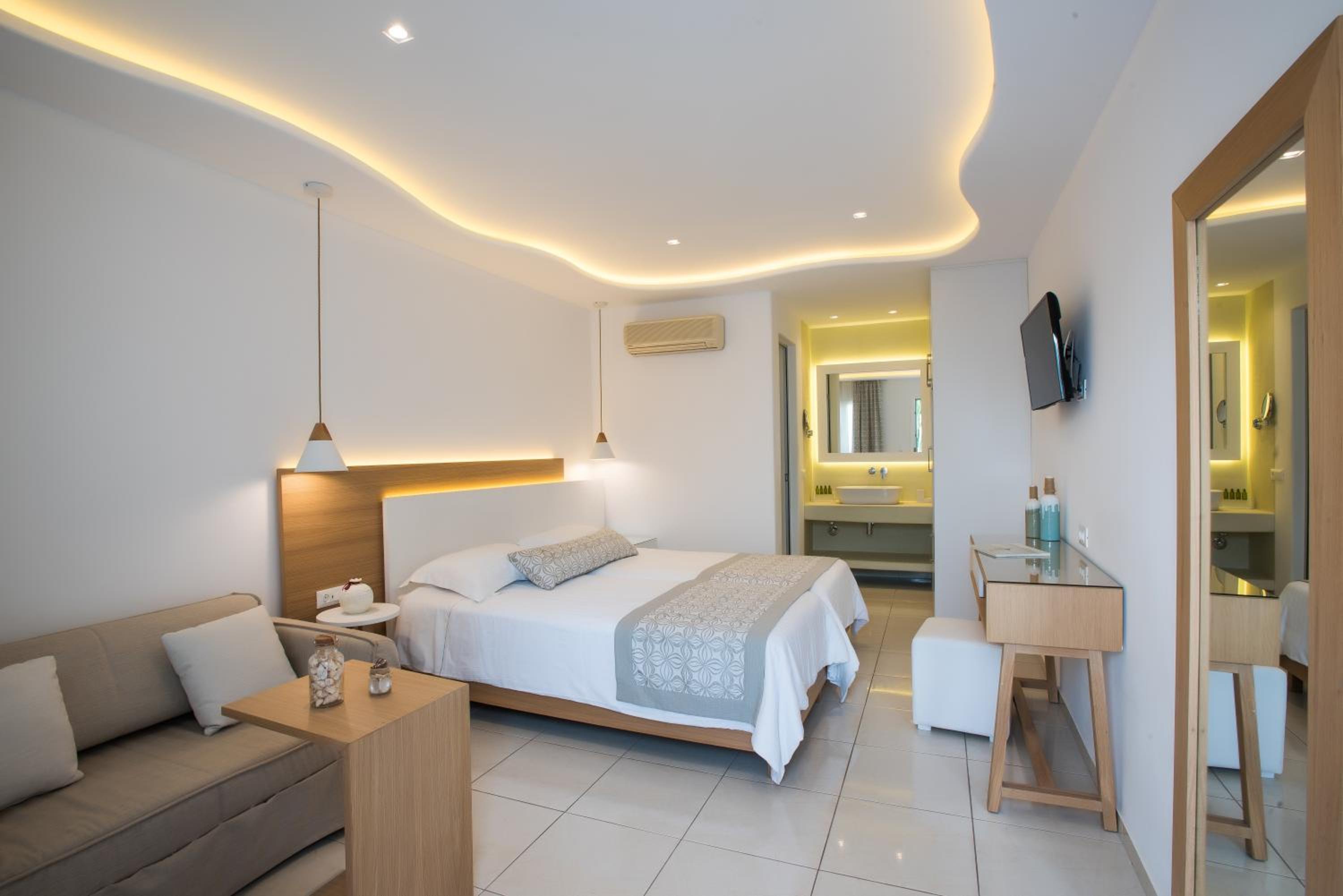Classic Double or Twin Room - Photo 3
