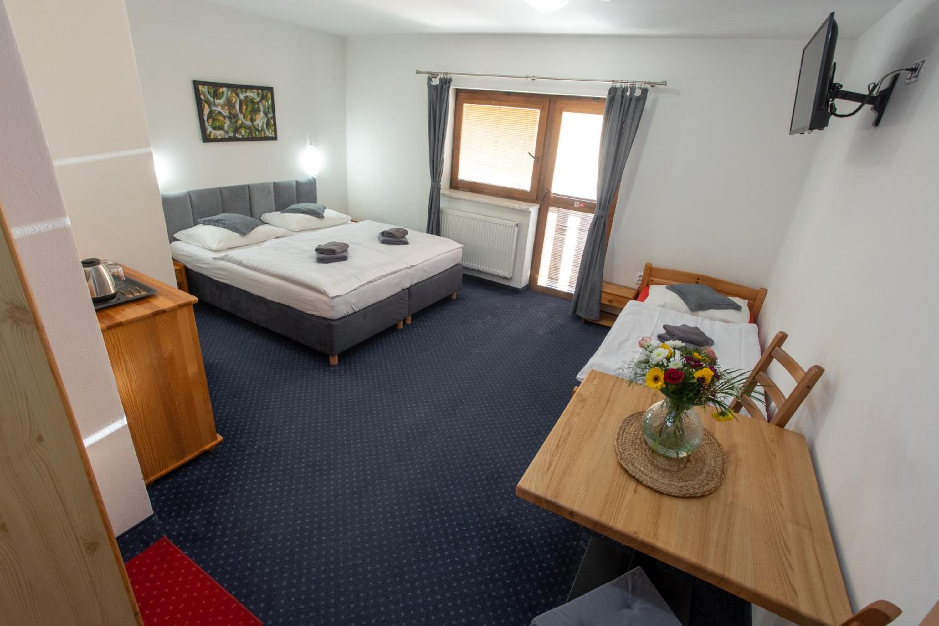 Triple Room with Balcony photo 1