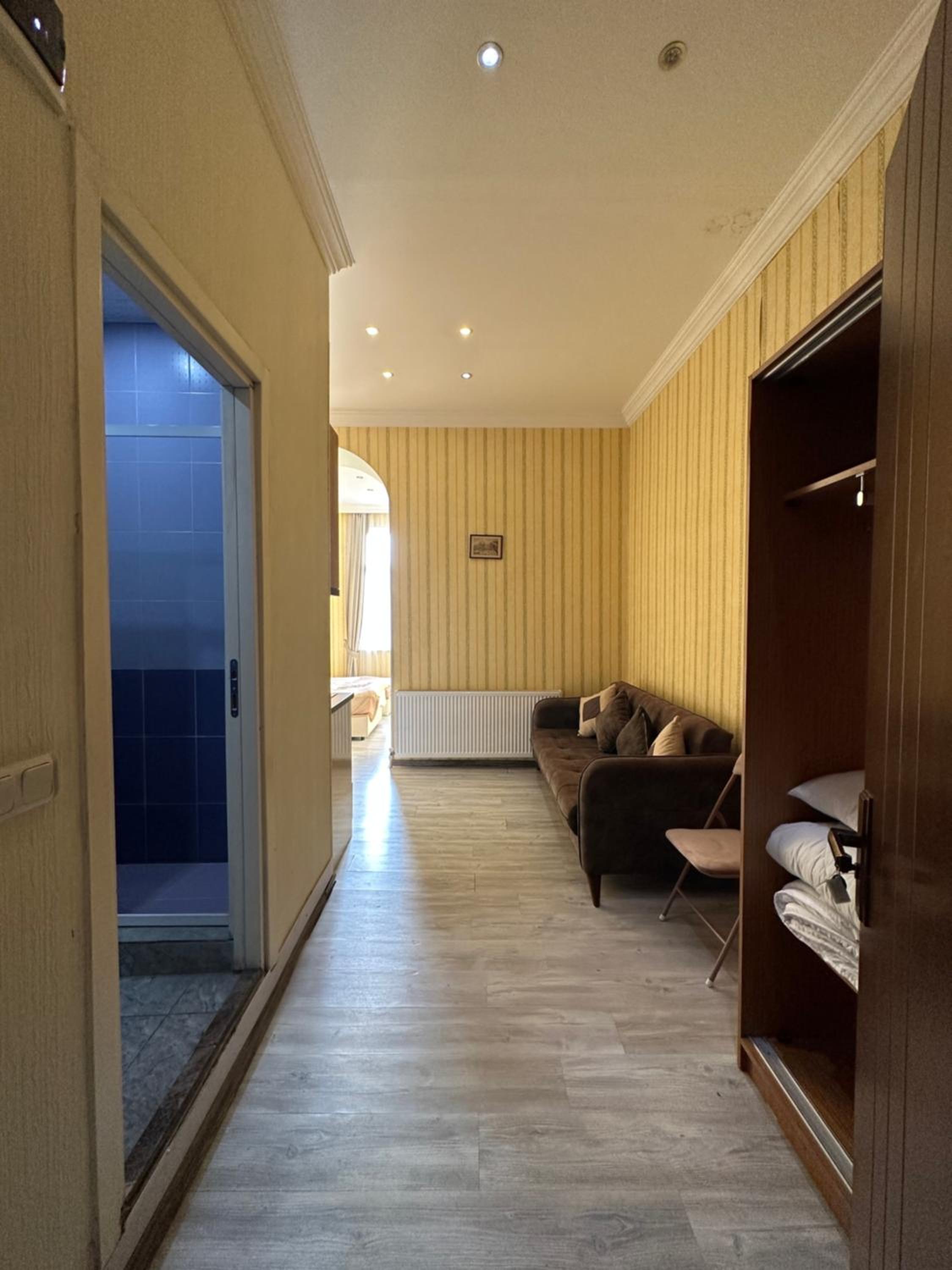 Standard Twin Room With Sofa