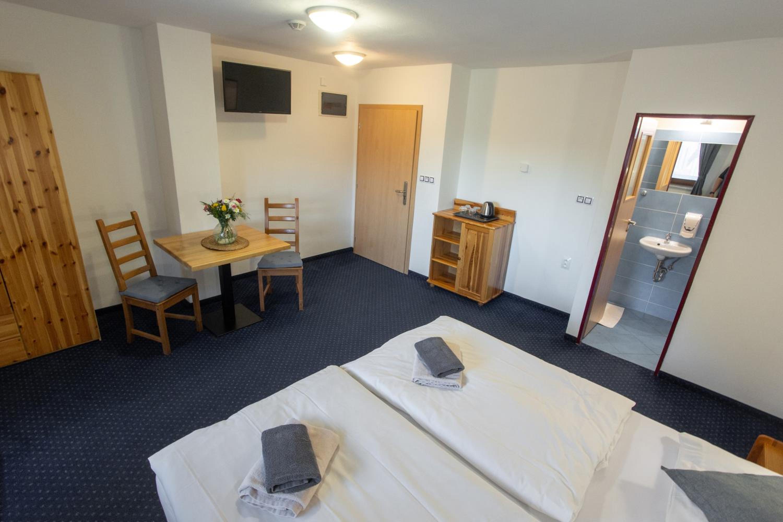 Double Room with Balcony photo 2
