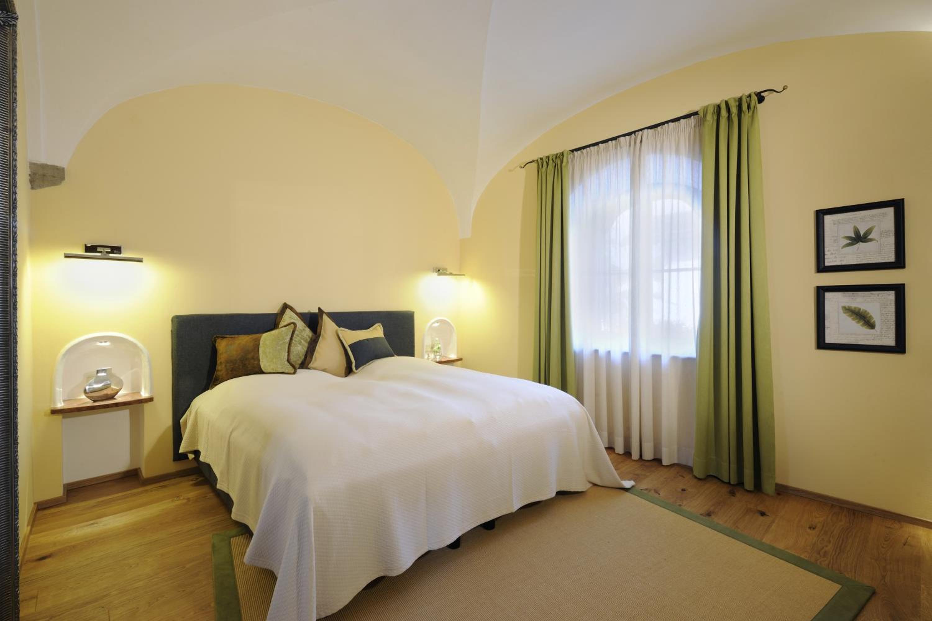 Junior Suite Junior Suite