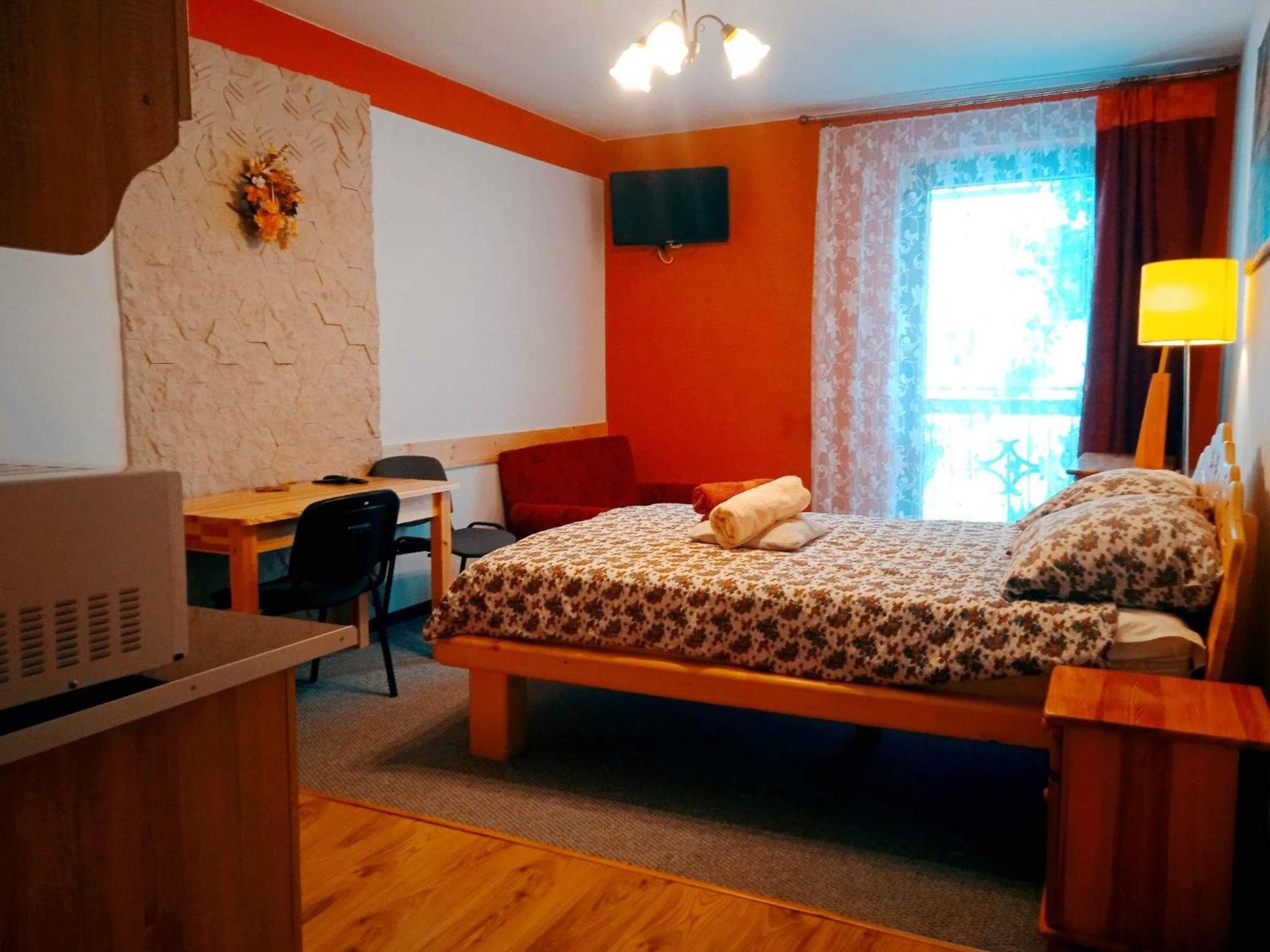 Executive Suite - Photo 1