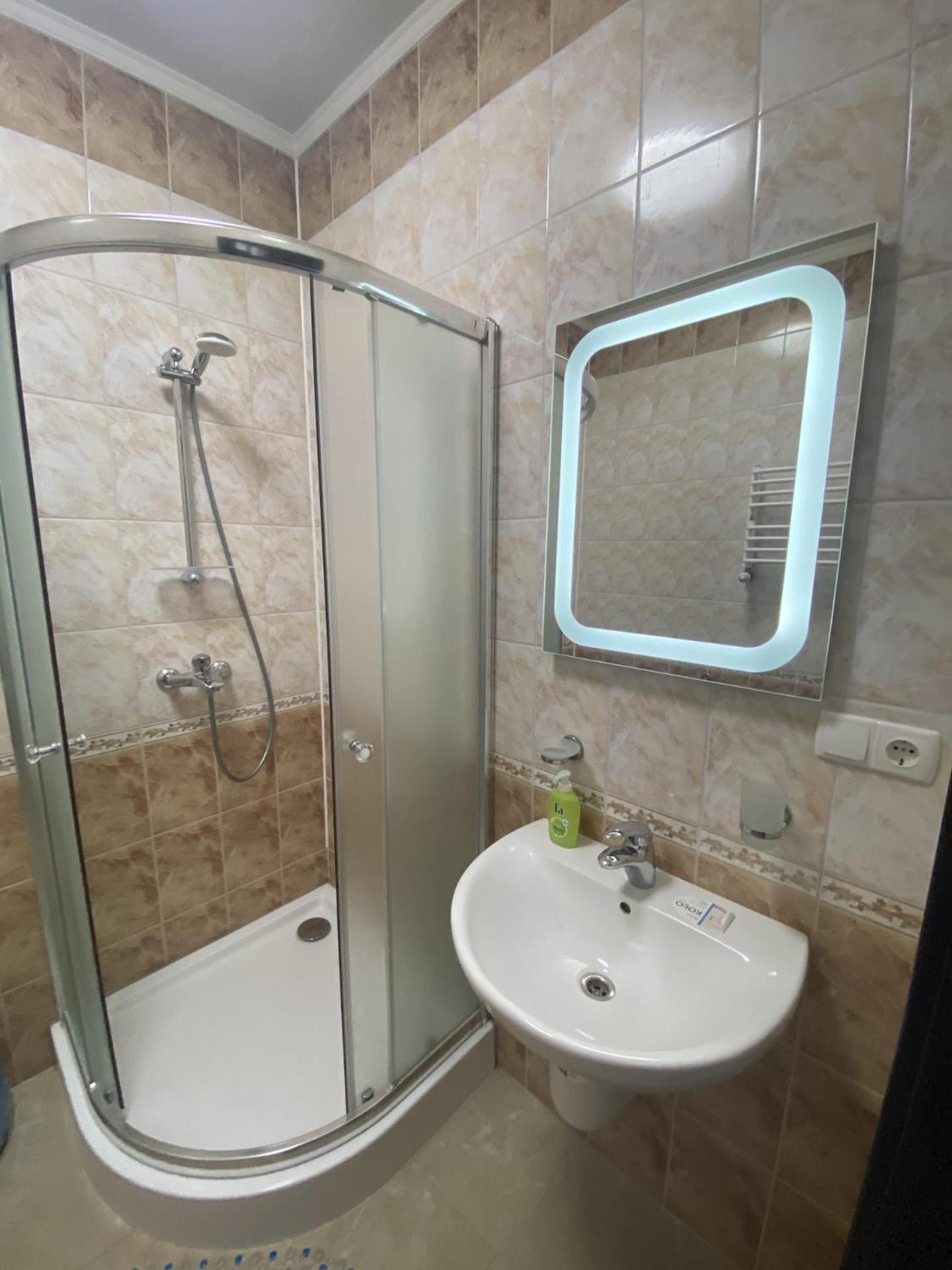 Comfort Triple Room with Shower photo 2